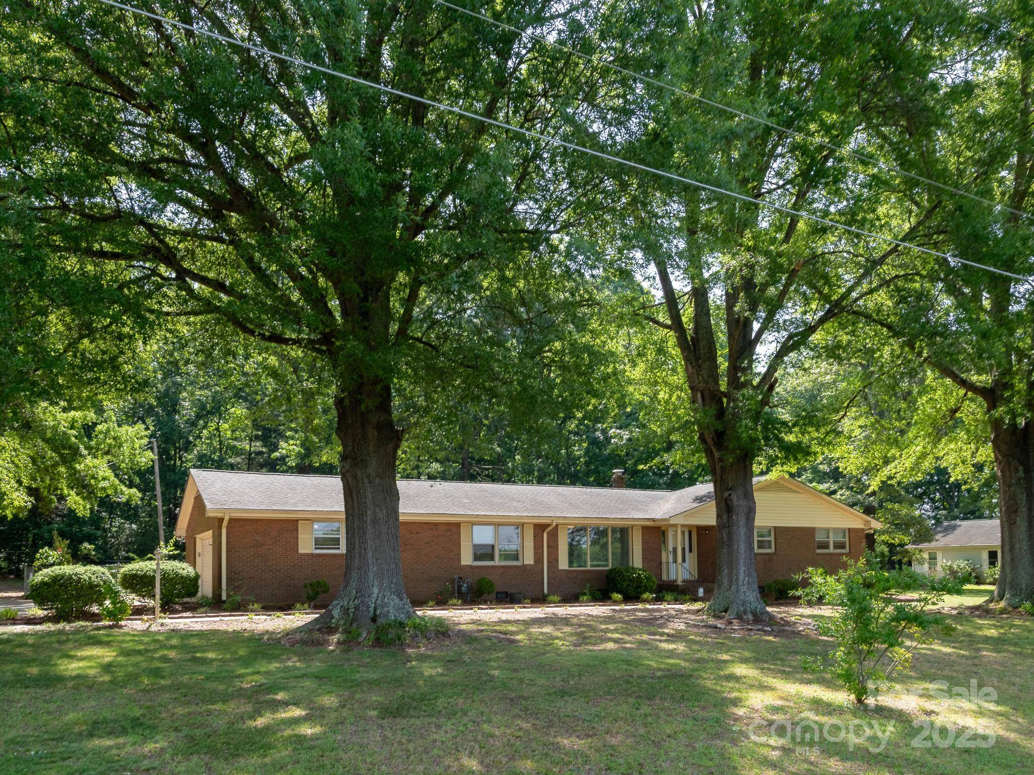 Salisbury, NC 28144,160 Eagle DR