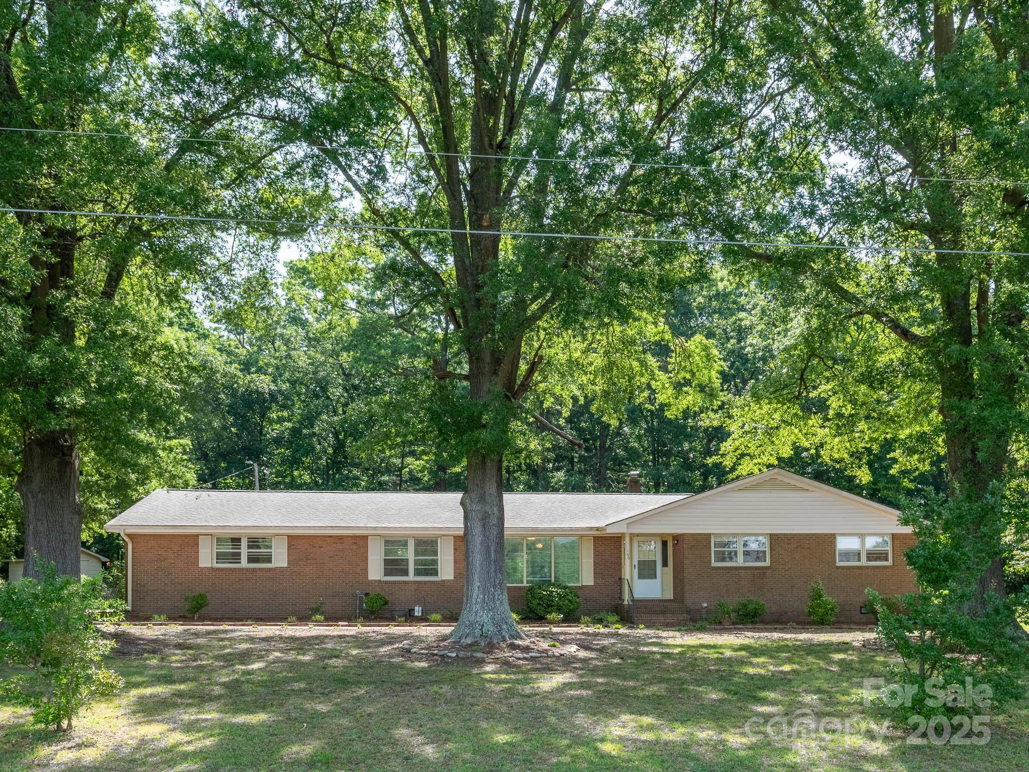 Salisbury, NC 28144,160 Eagle DR