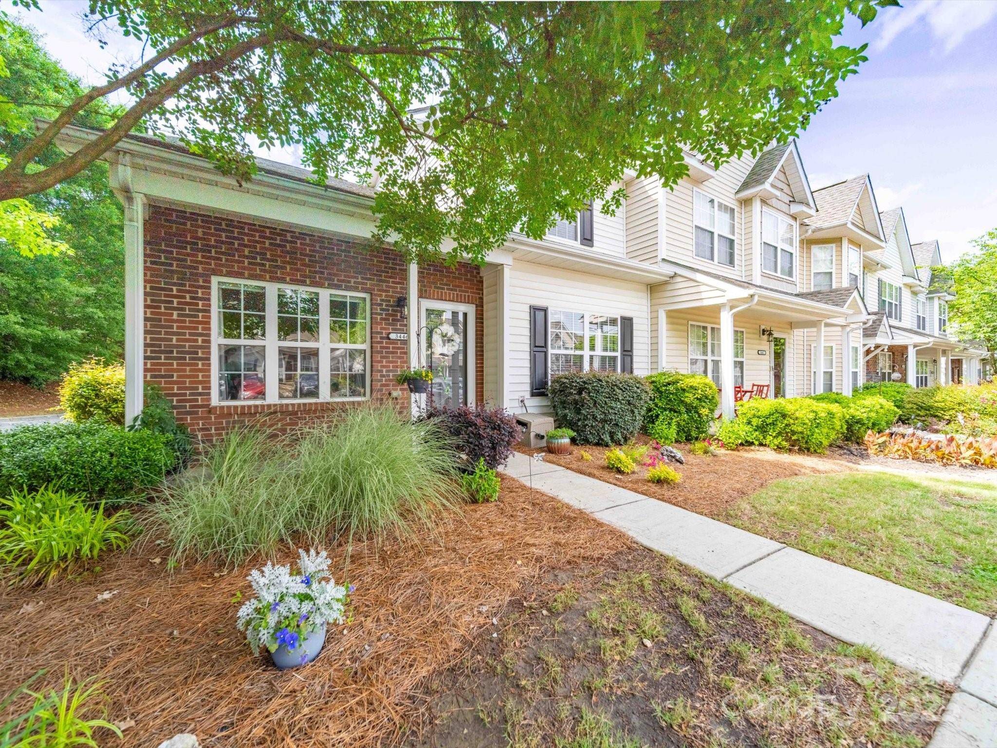 Charlotte, NC 28213,3446 Broadwick ST