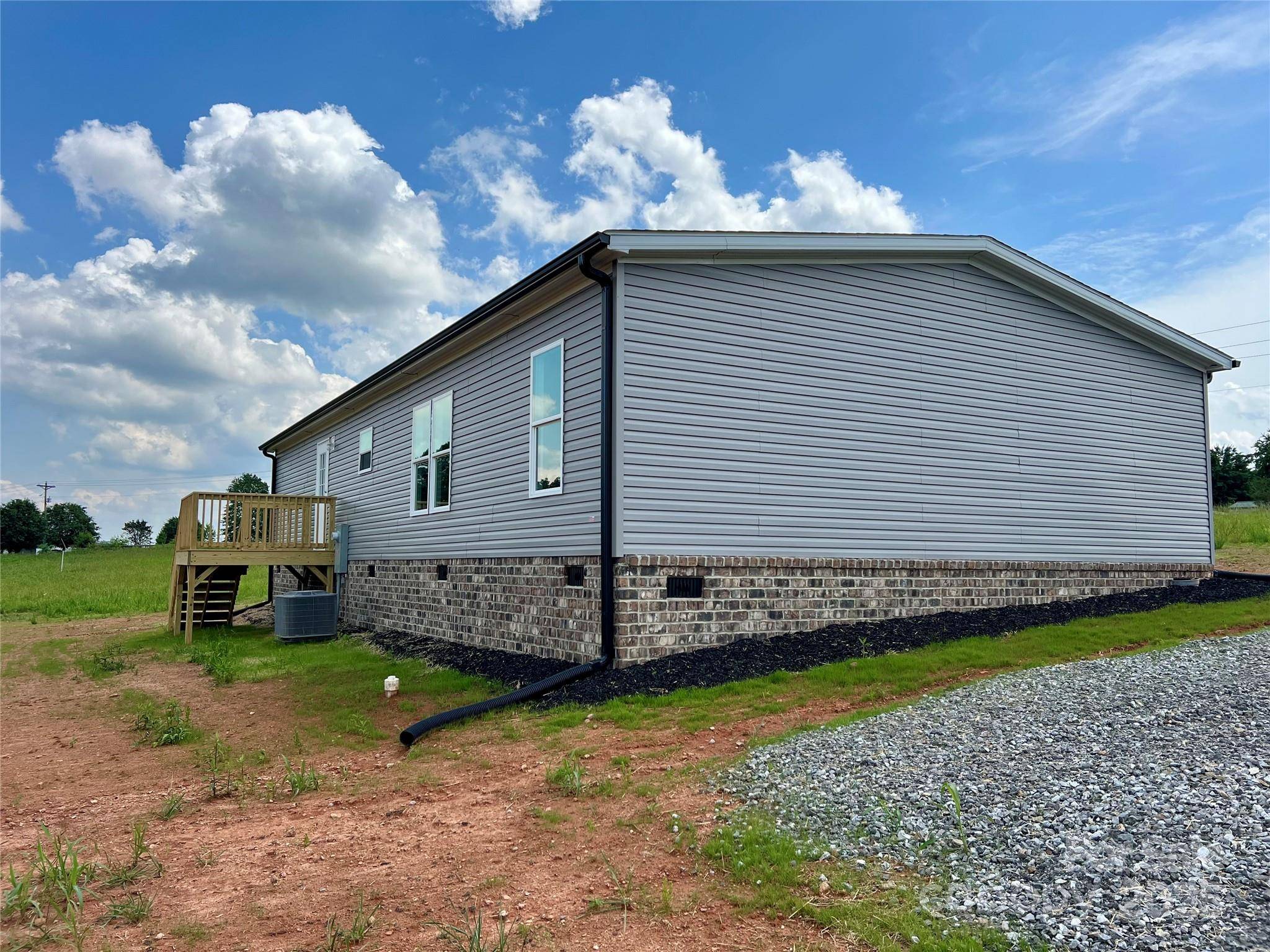 Harmony, NC 28634,188 Trivette RD