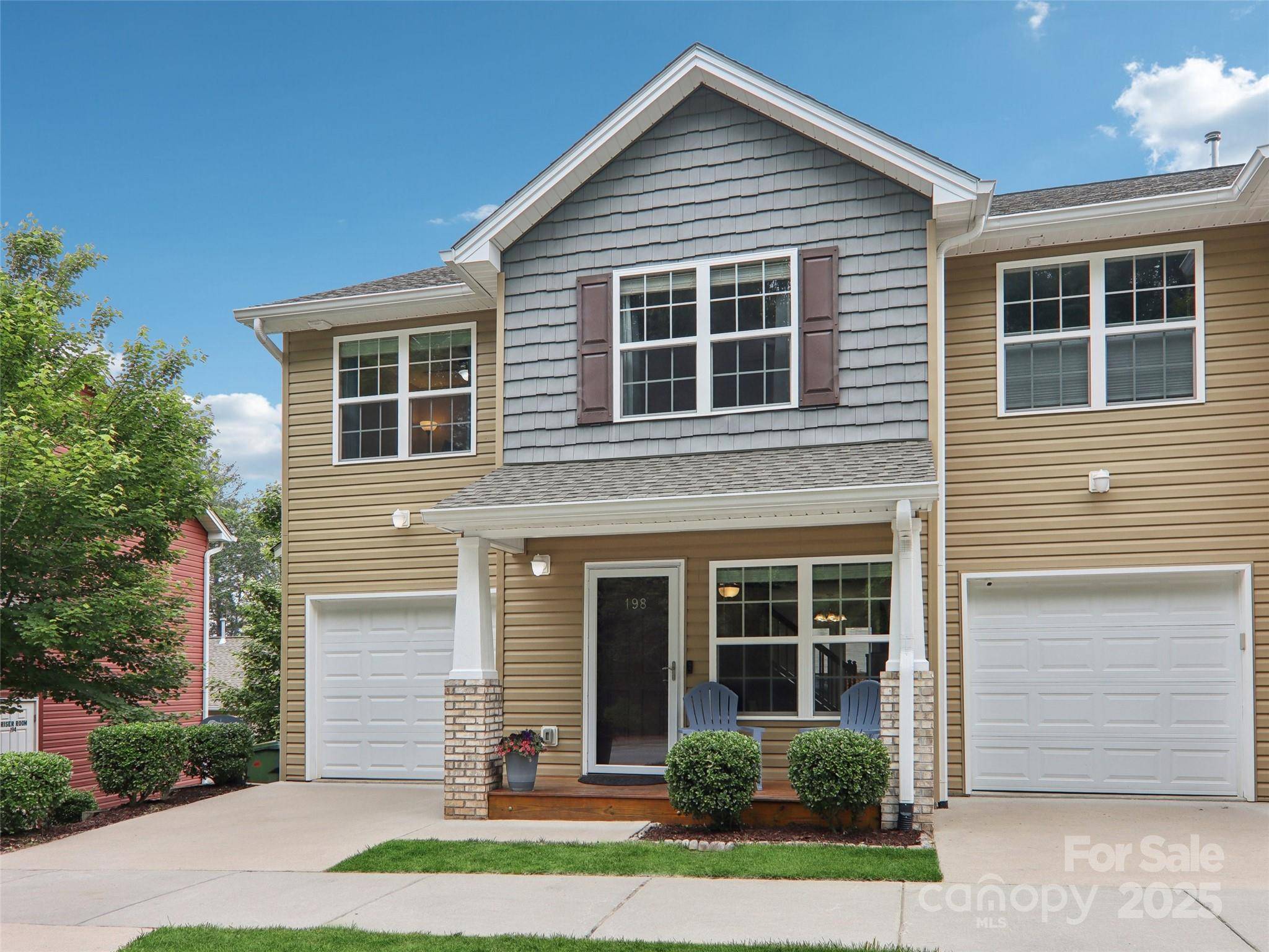 Asheville, NC 28806,198 Alpine Ridge DR