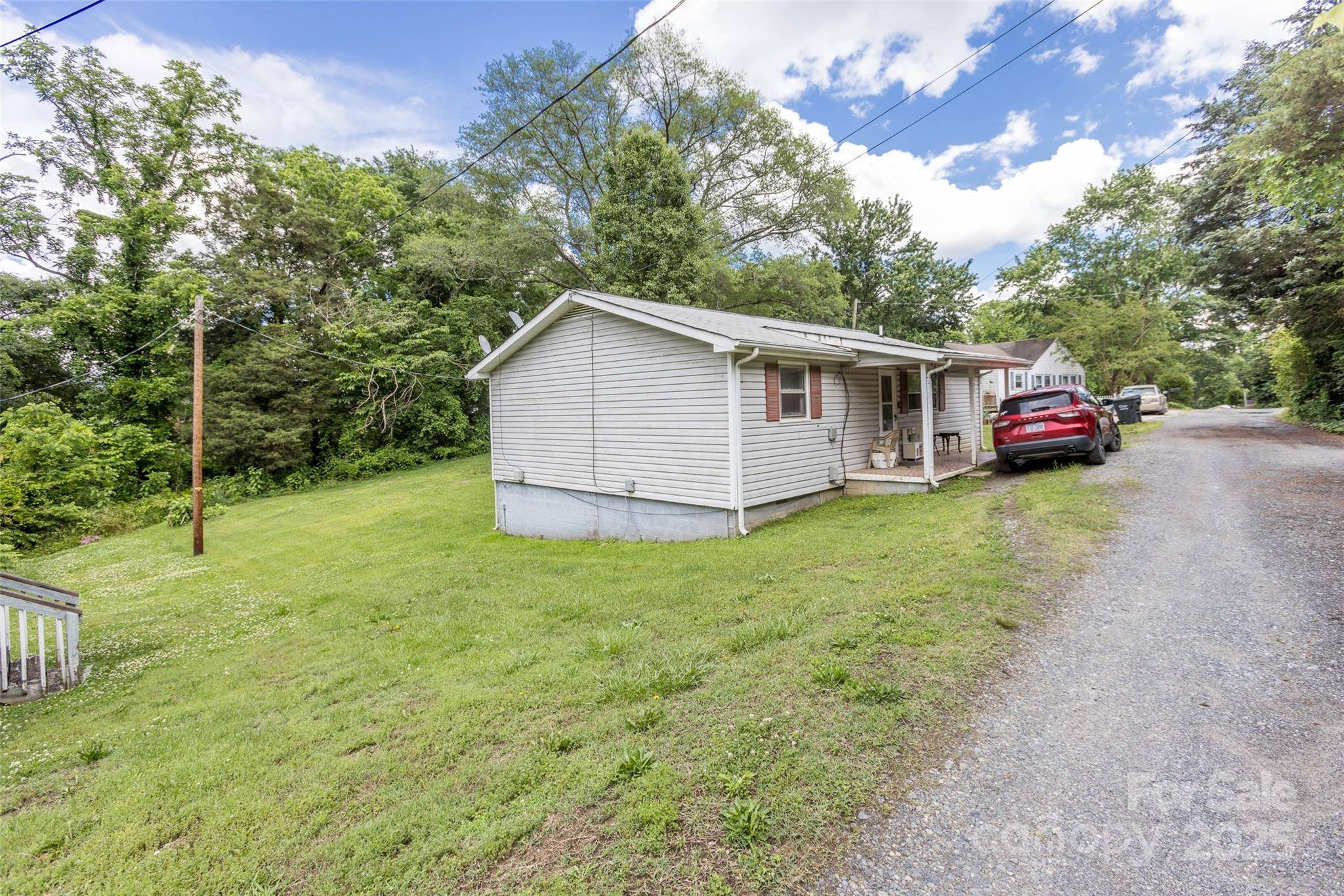 Mount Holly, NC 28120,100 Lanier ST