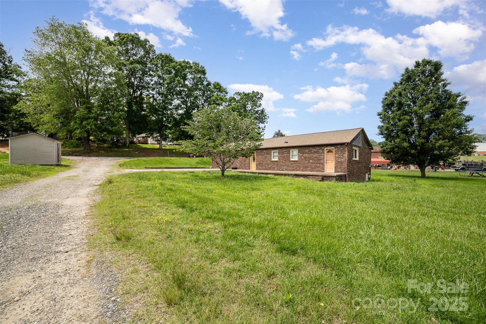 Connelly Springs, NC 28612,3685 Curleys Fish Camp RD