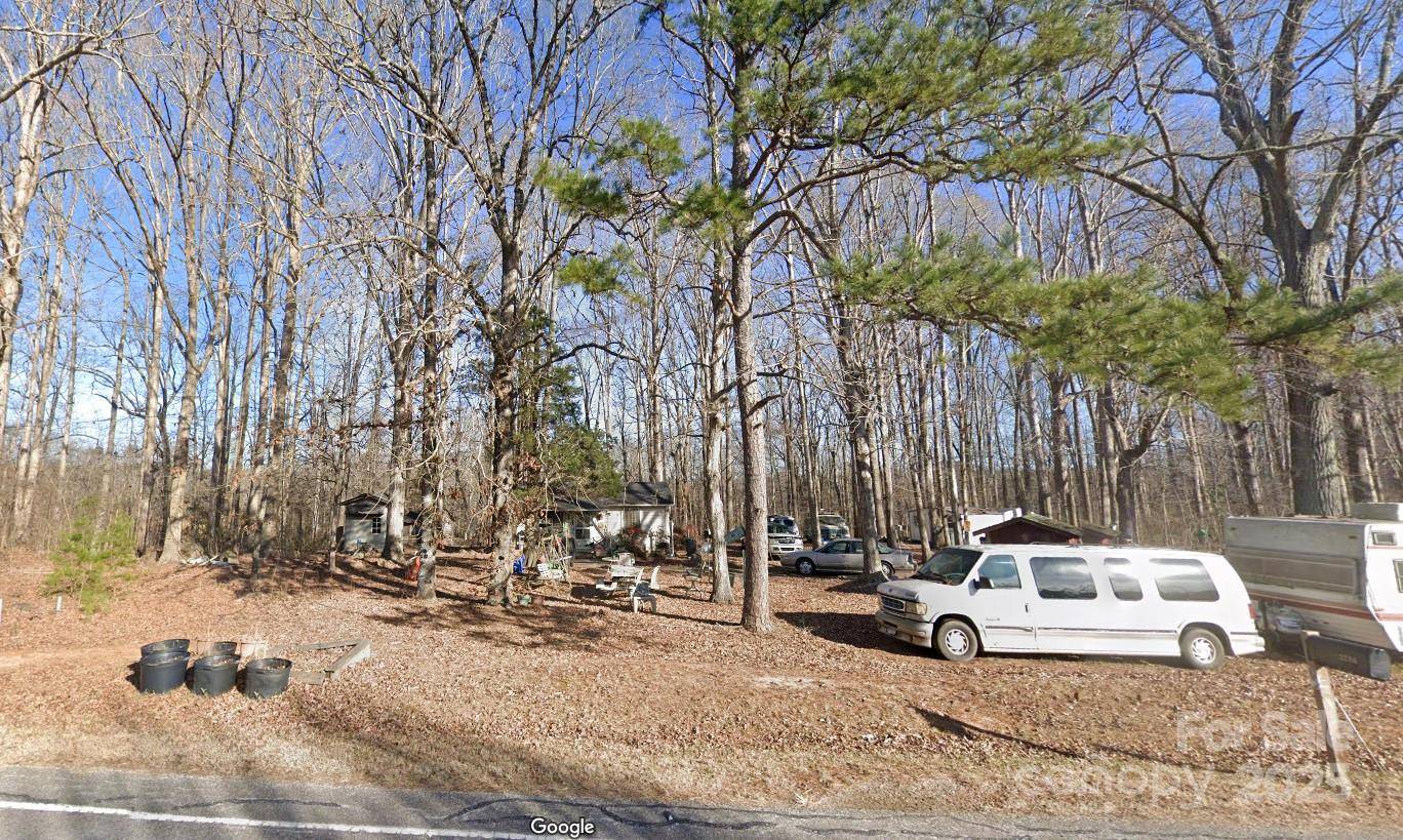 Clover, SC 29710,2206 Meadow RD