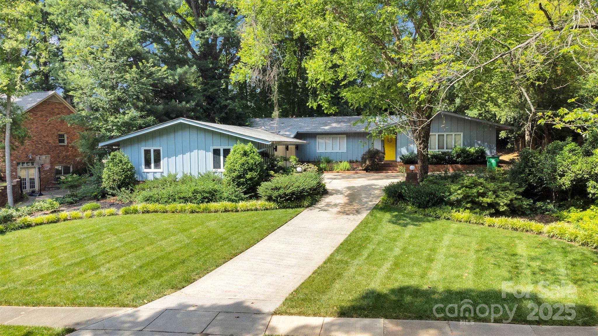 Charlotte, NC 28270,331 Glen Oaks RD