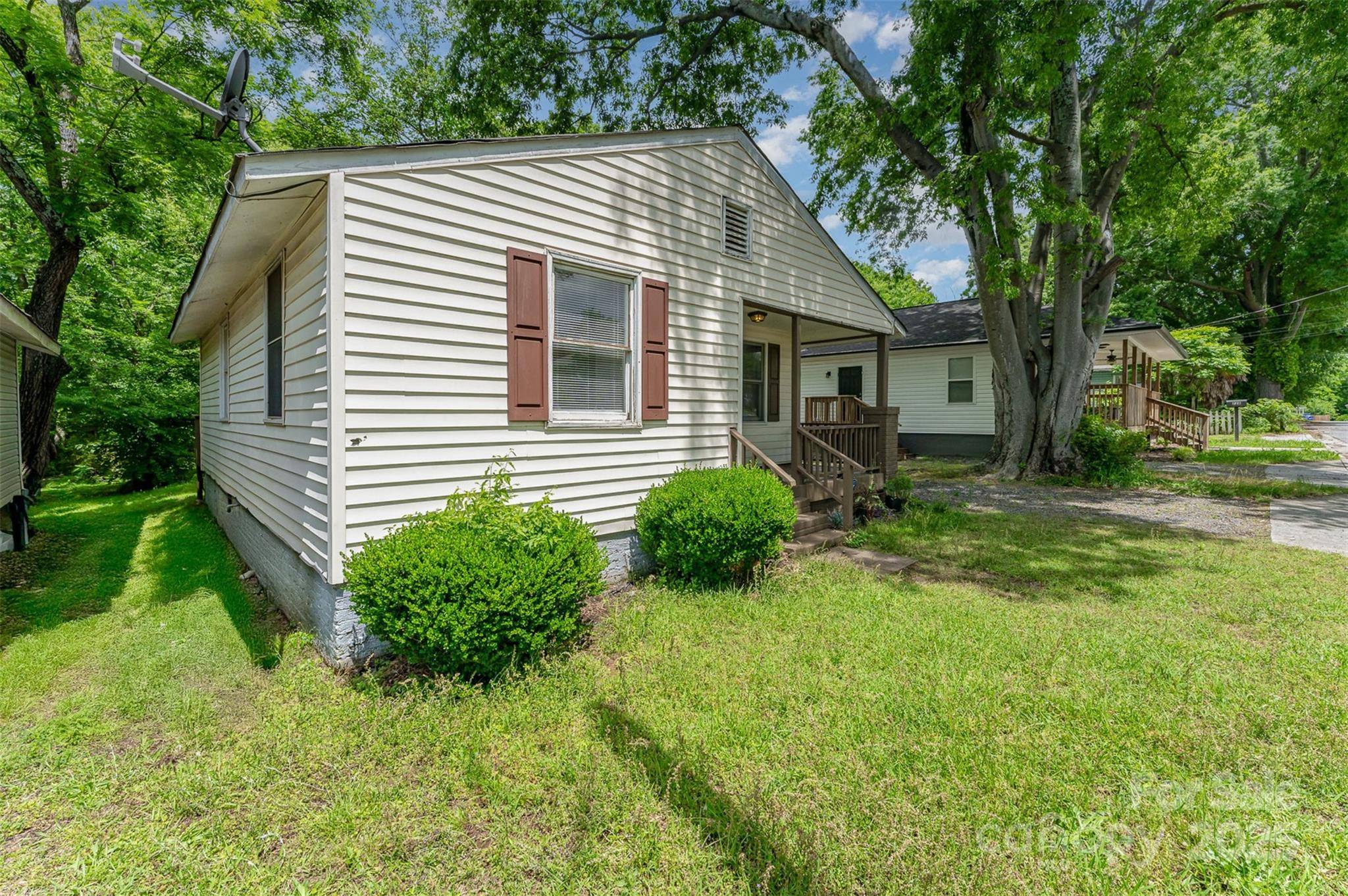 Charlotte, NC 28208,730 Marble ST