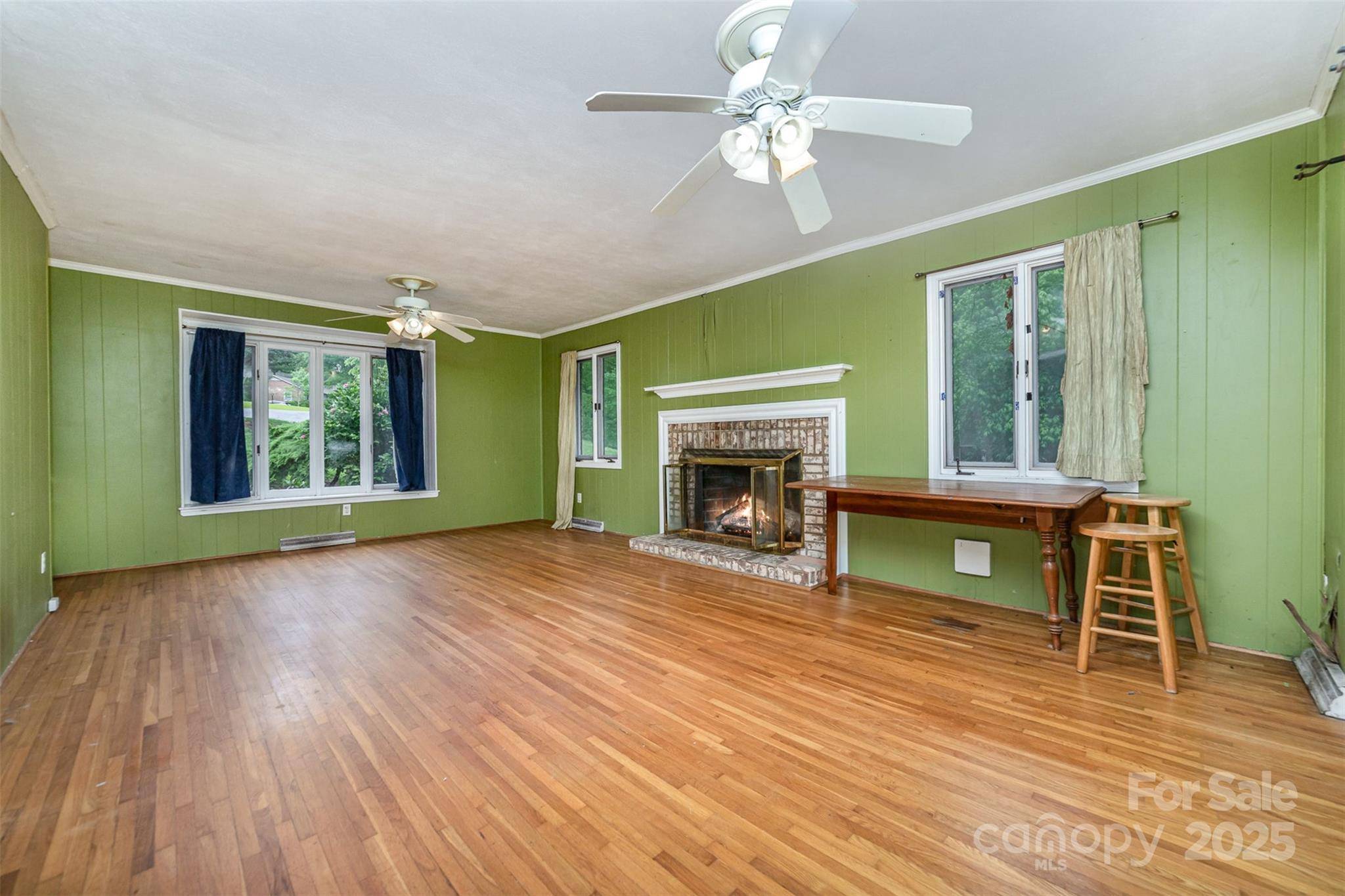 Charlotte, NC 28213,9139 Robert Frost LN