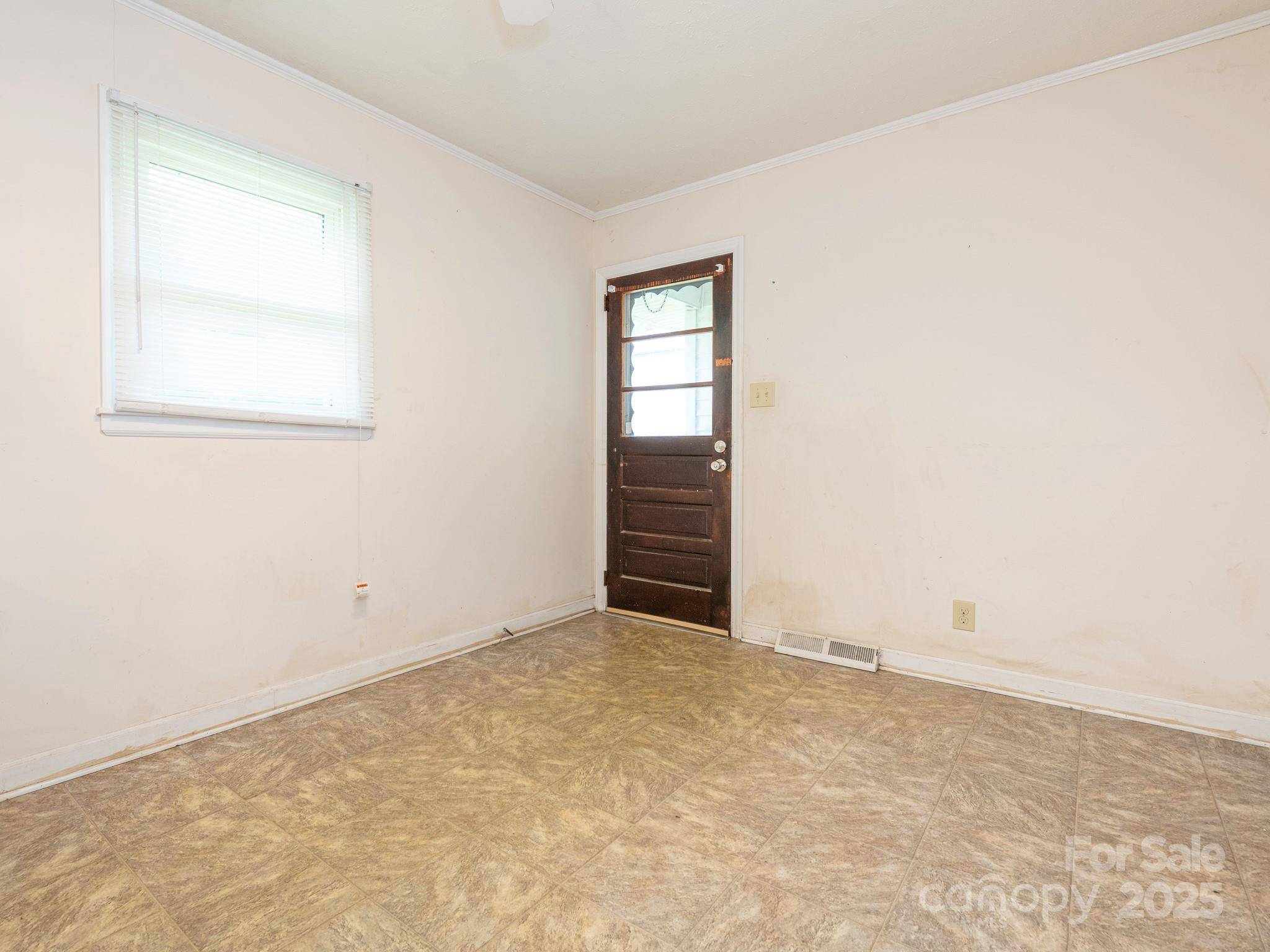 Gastonia, NC 28056,876 Stowe LN