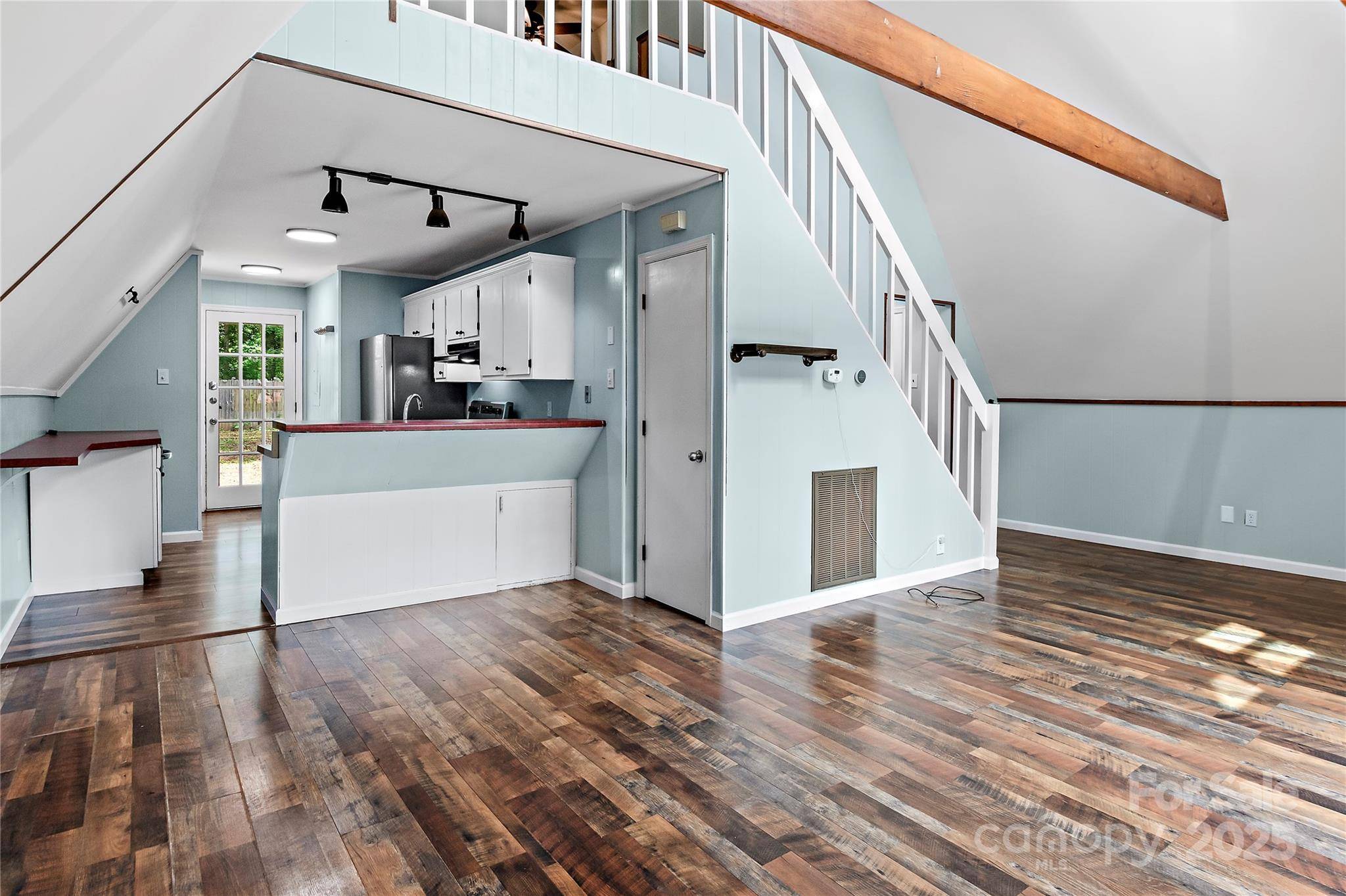 Winston Salem, NC 27104,430 Auburndale ST