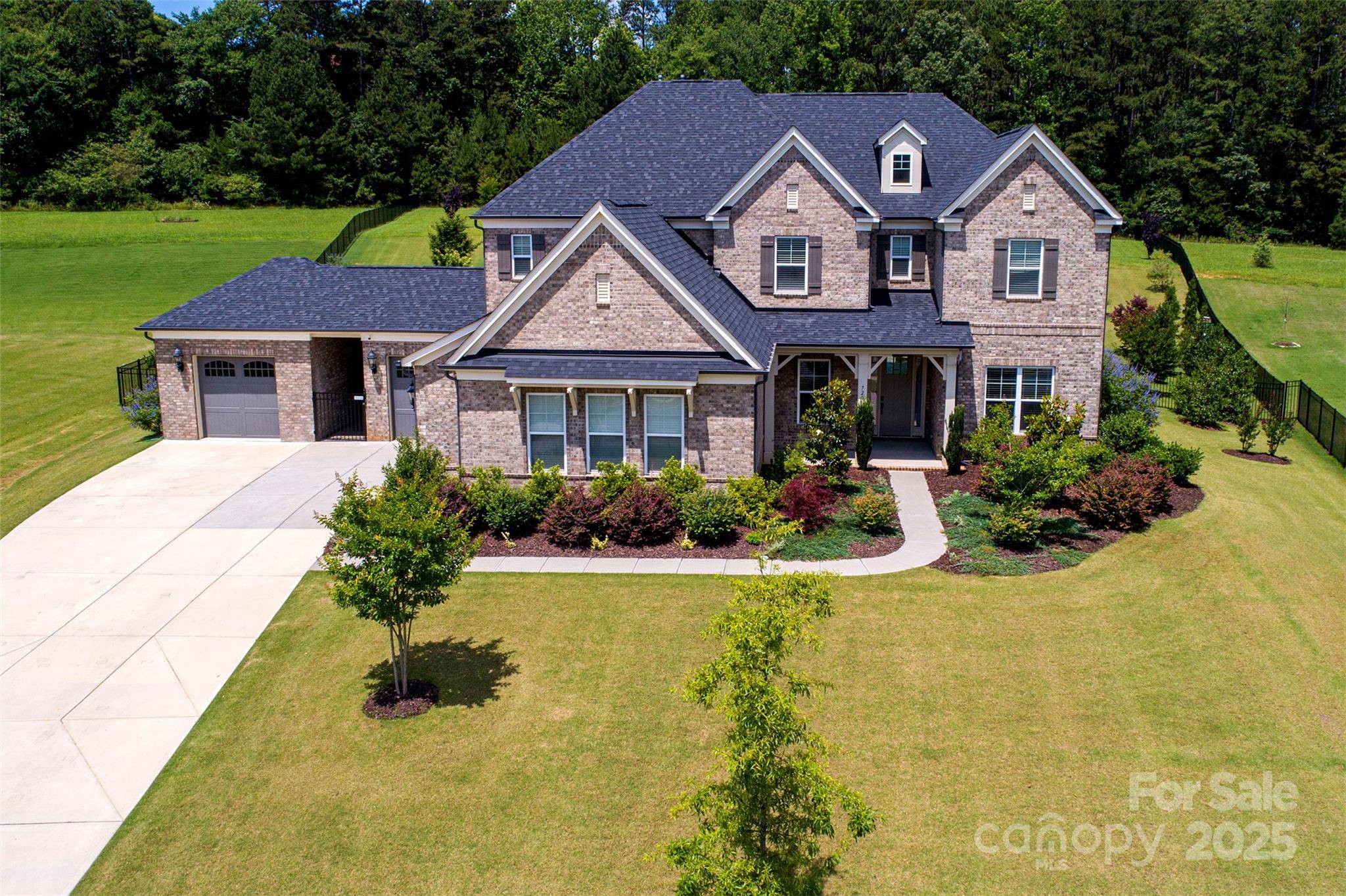 Monroe, NC 28110,720 Cavesson WAY