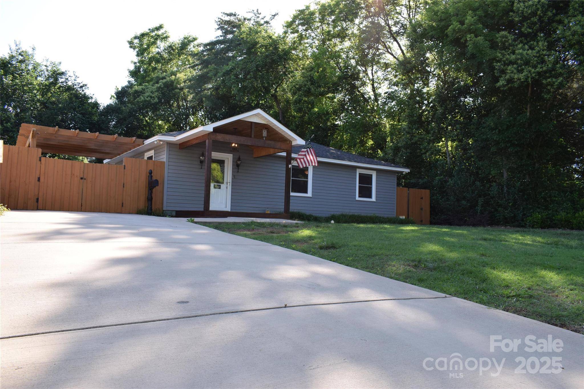 Rock Hill, SC 29732,1109 Edwards ST