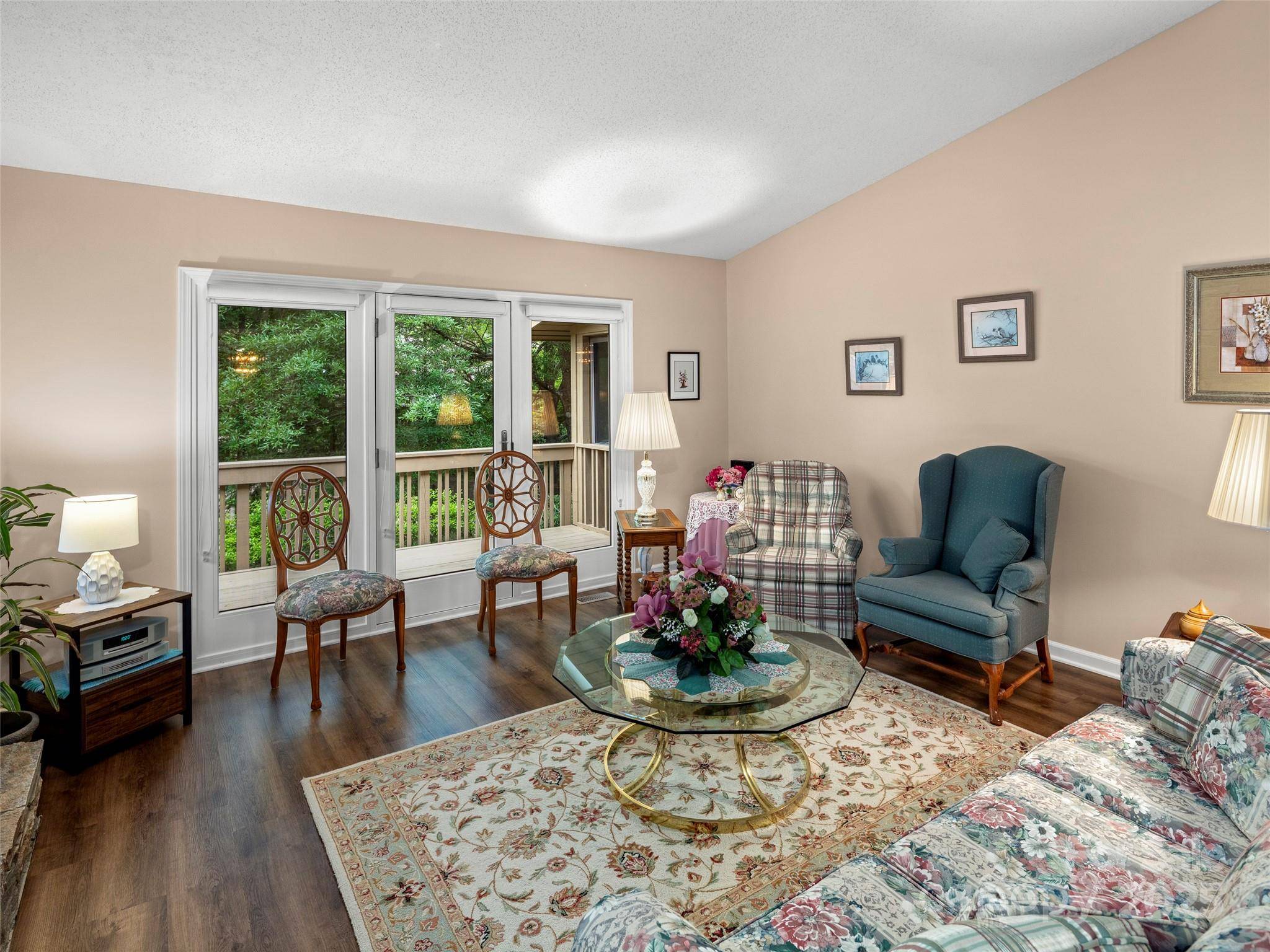 Hendersonville, NC 28791,502 Spanish Oak LN