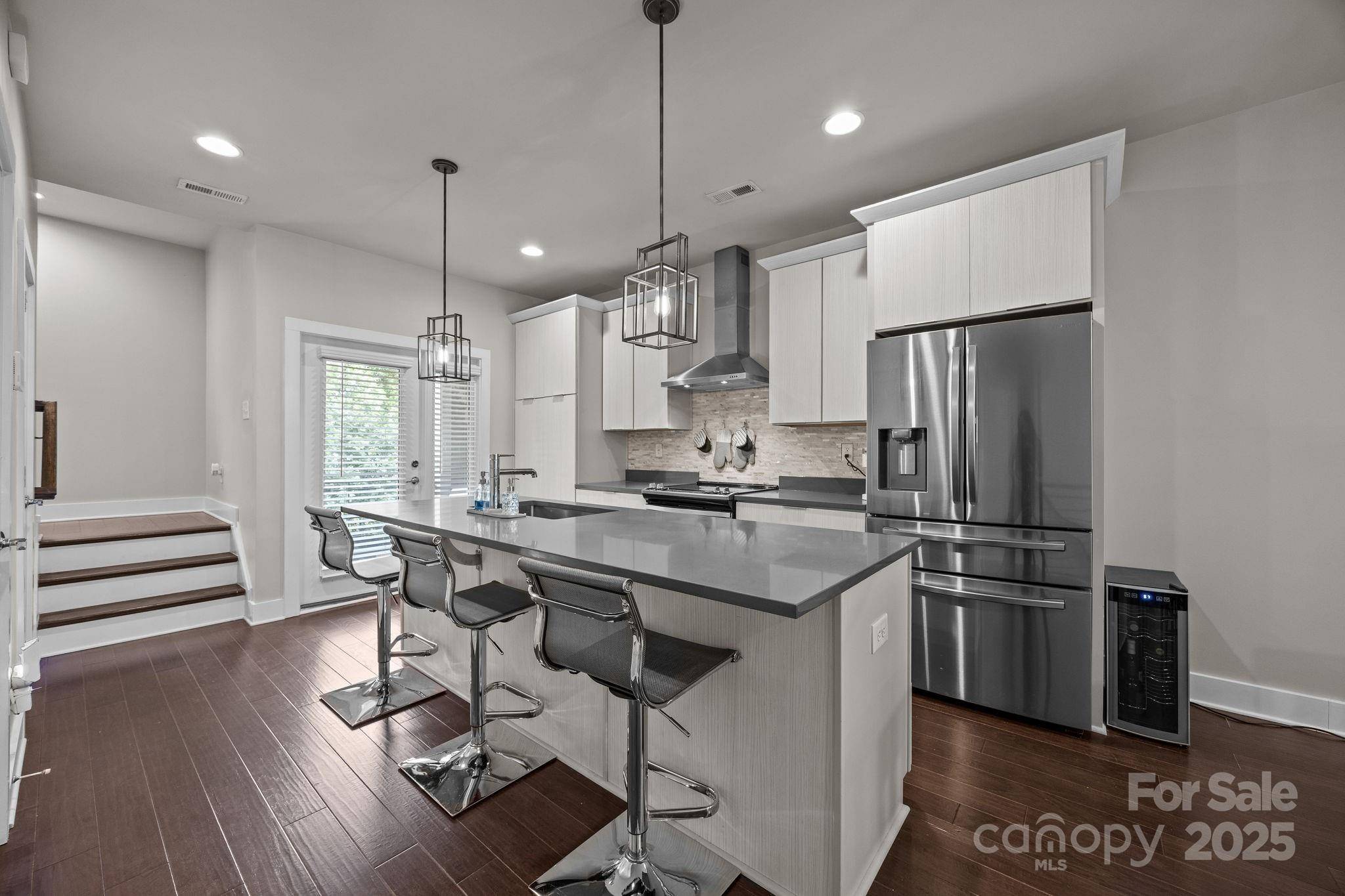 Charlotte, NC 28208,336 Uptown West DR