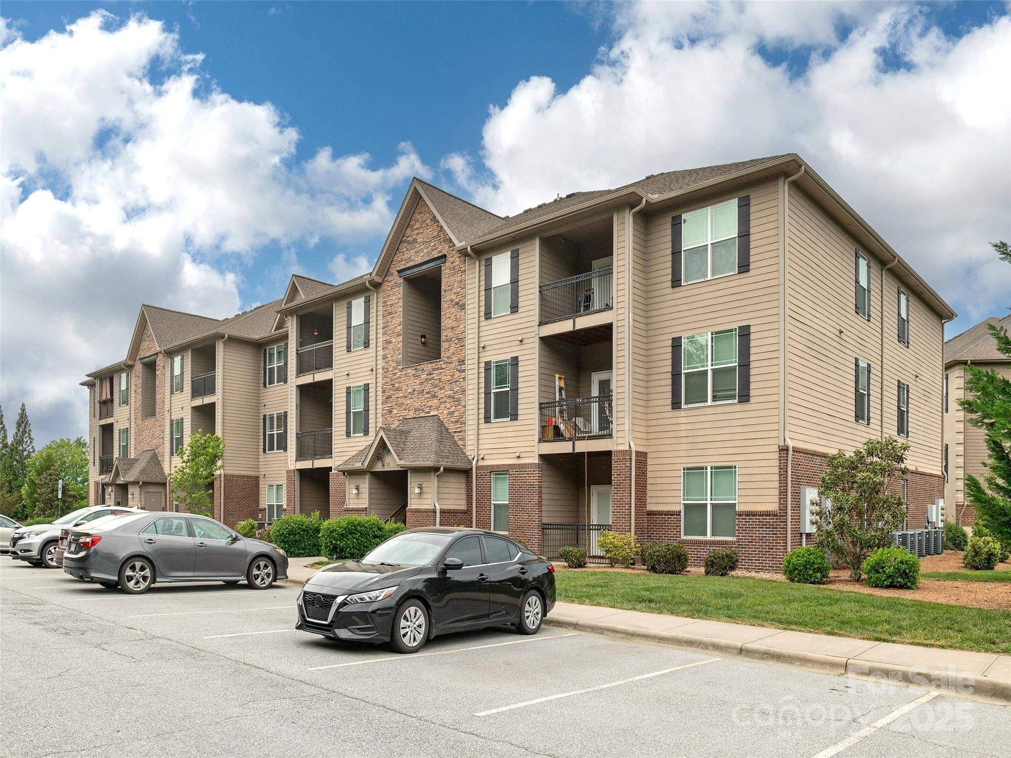 Fletcher, NC 28732,91 Brickton Village CIR #206