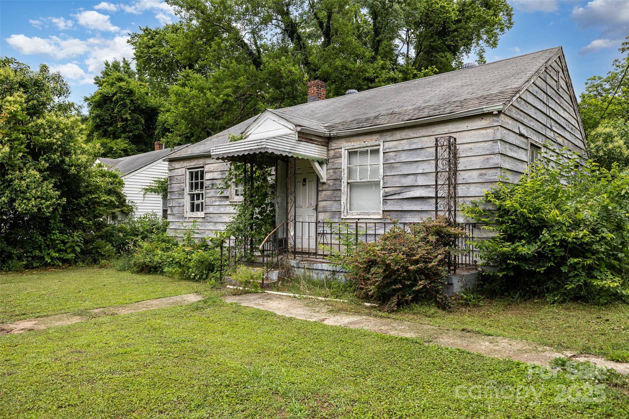 Charlotte, NC 28206,2308 Vanderbilt RD