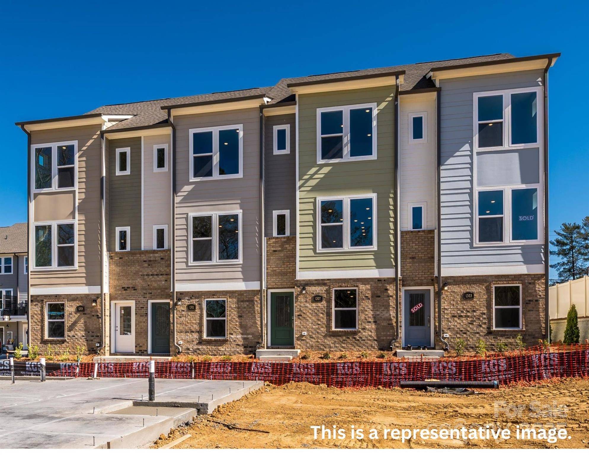Charlotte, NC 28211,1108 Bismuth LN