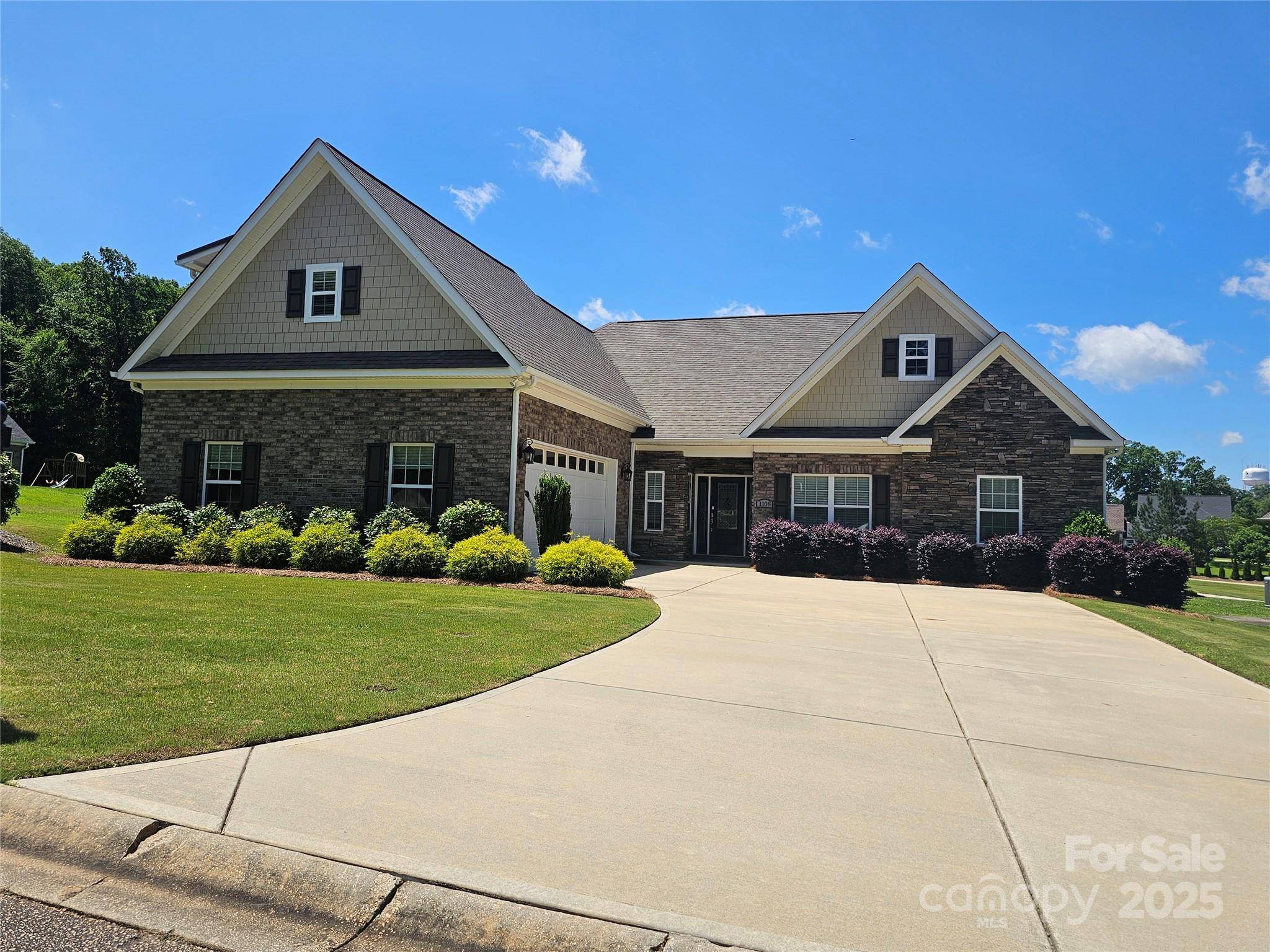 Lancaster, SC 29720,1108 Tarram CT #12