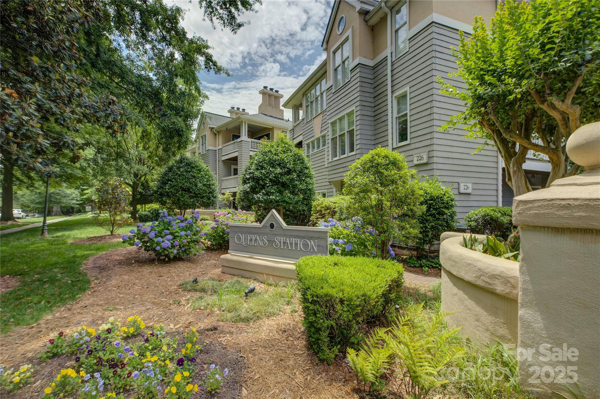 Charlotte, NC 28204,226 Queens RD #68