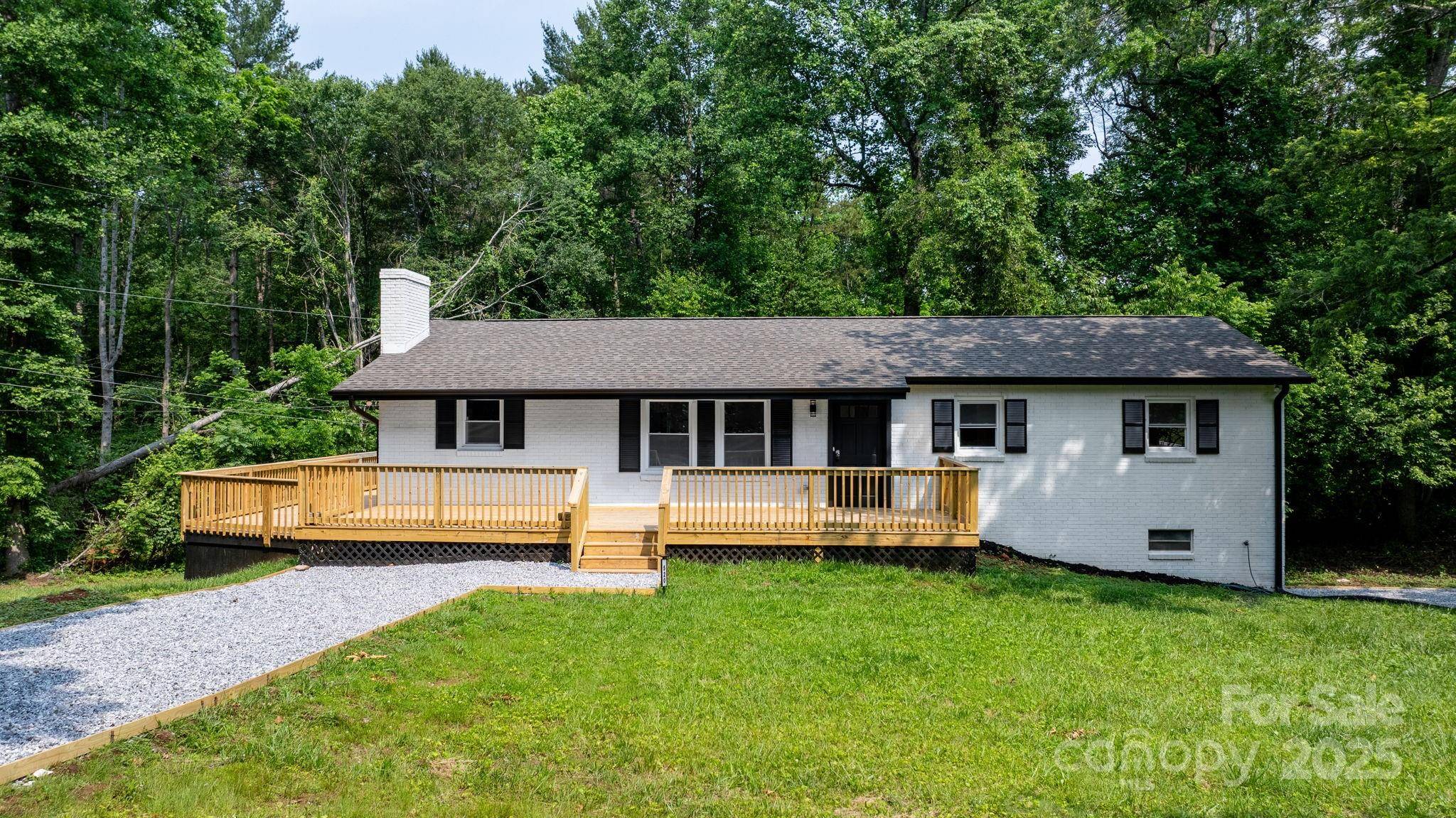 Hudson, NC 28638,520 Hickory AVE