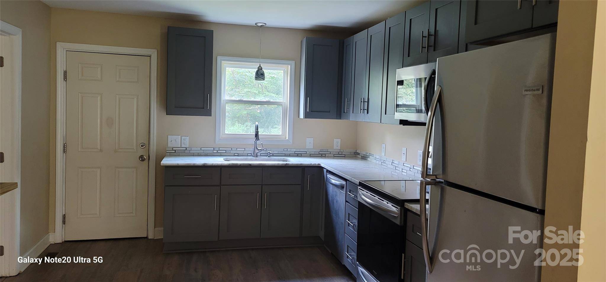 Newton, NC 28658,608 E E ST