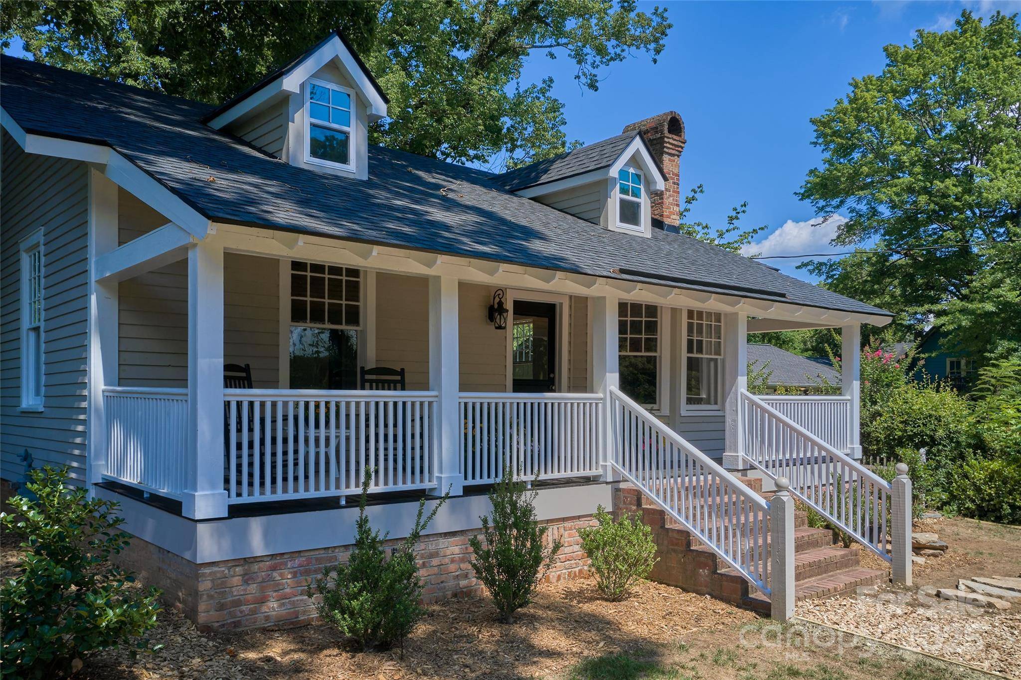 Tryon, NC 28782,143 Broadway AVE