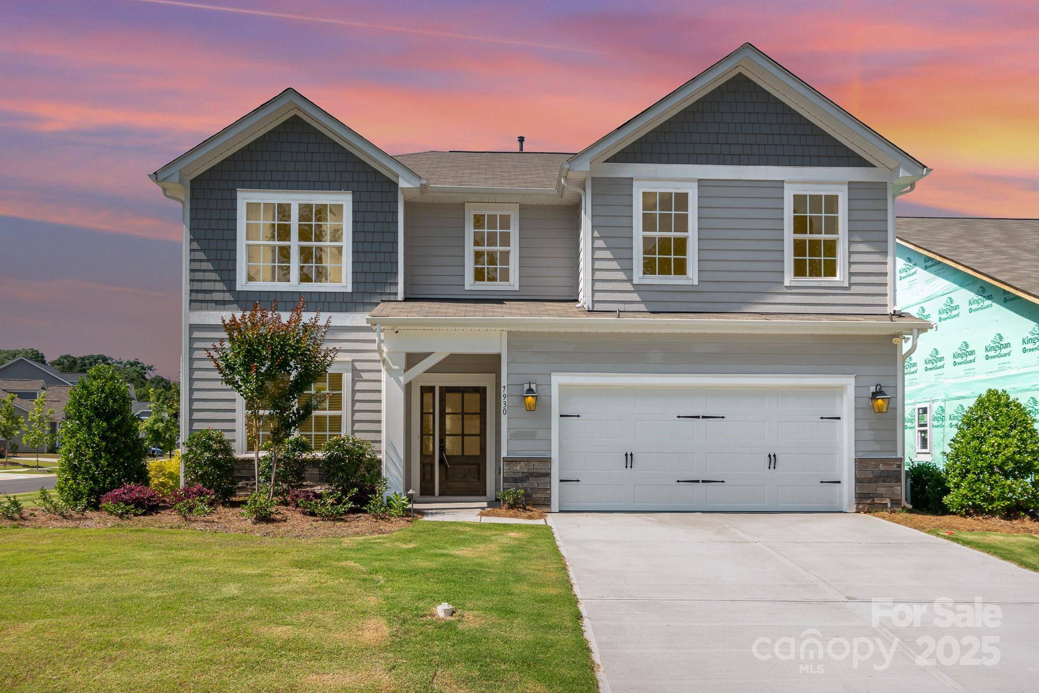 Charlotte, NC 28215,7930 Rolling Wheels RD