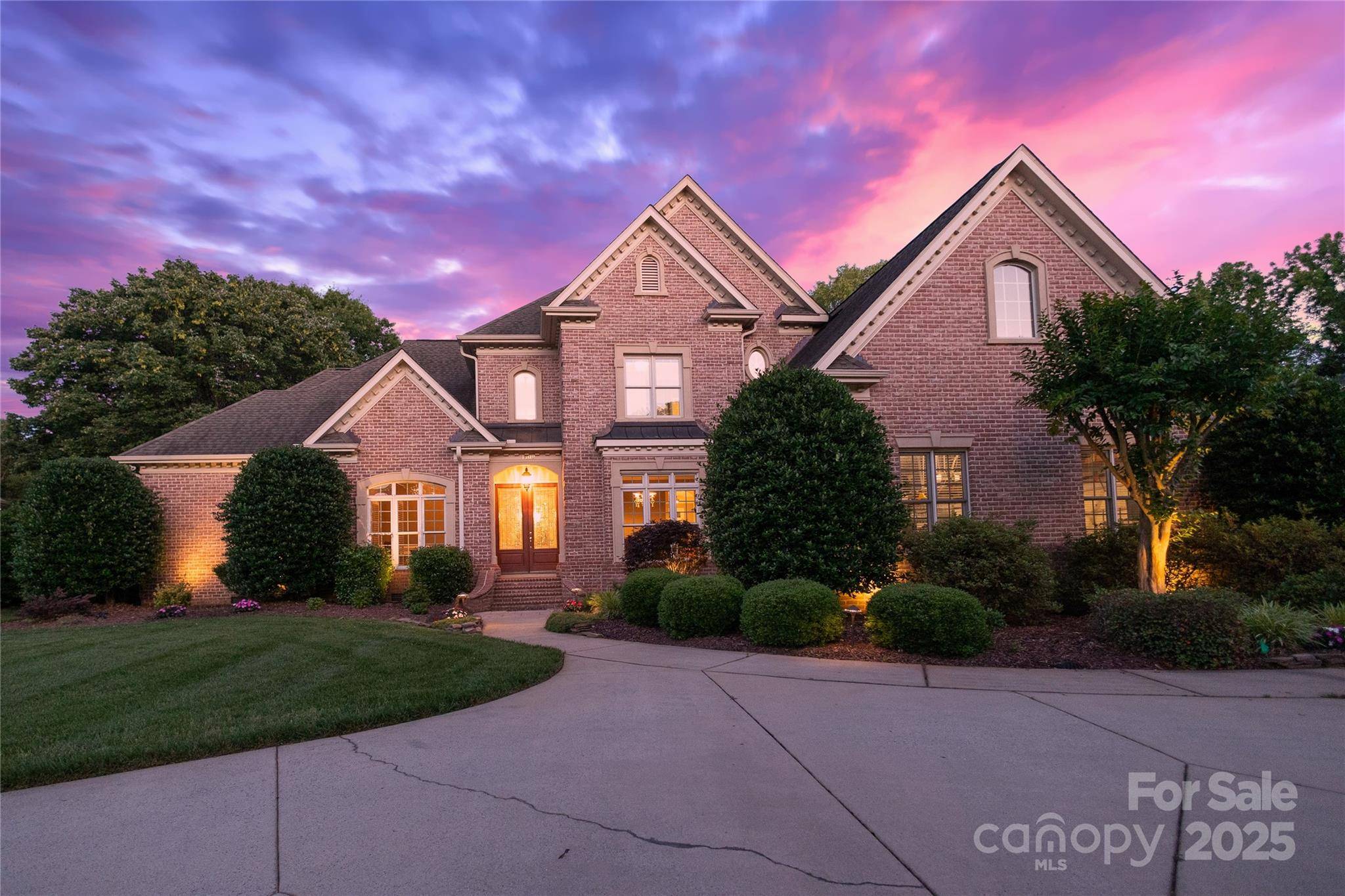 Waxhaw, NC 28173,1509 Churchill Downs DR