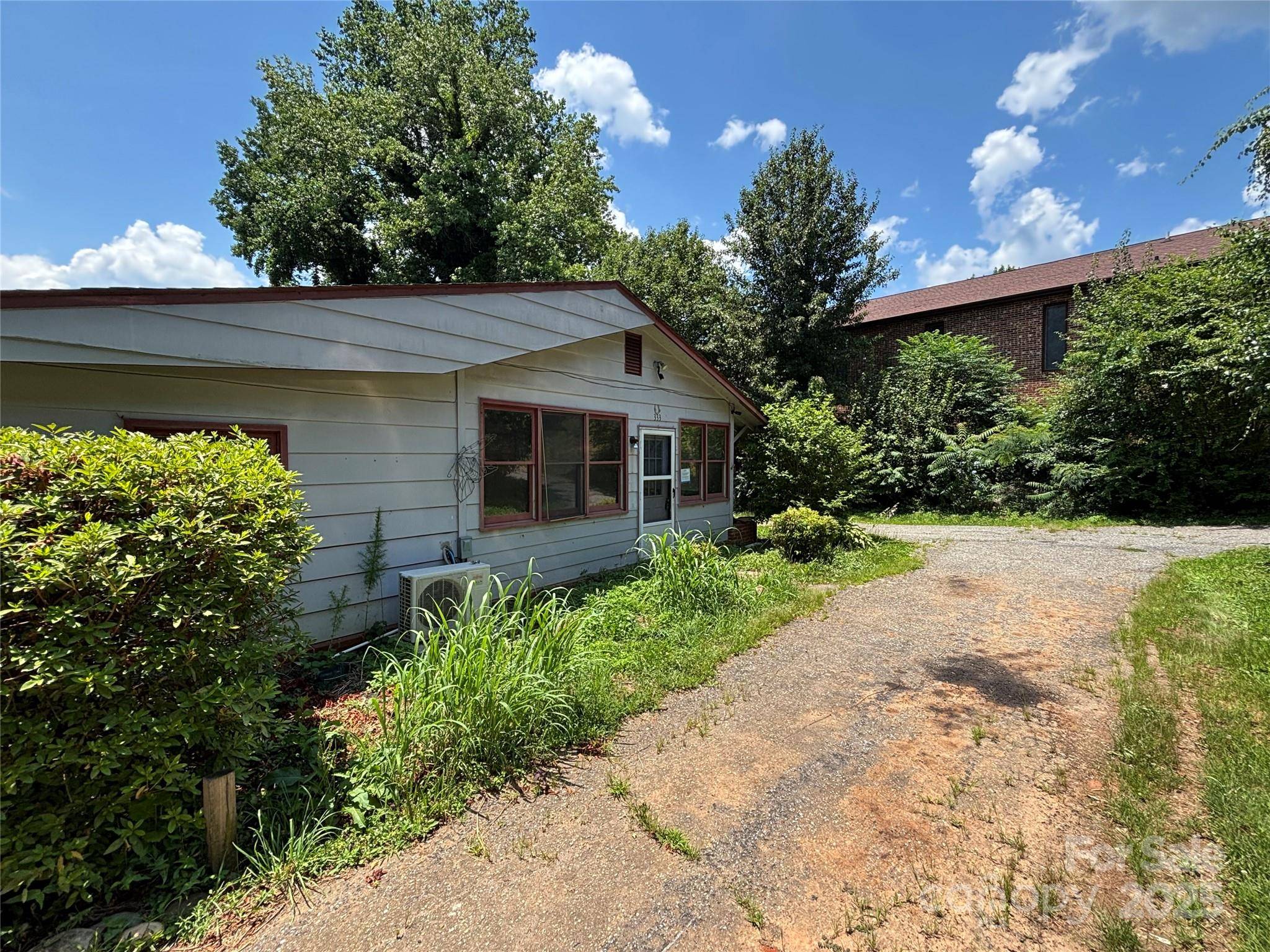Tryon, NC 28782,333 Thermal View DR