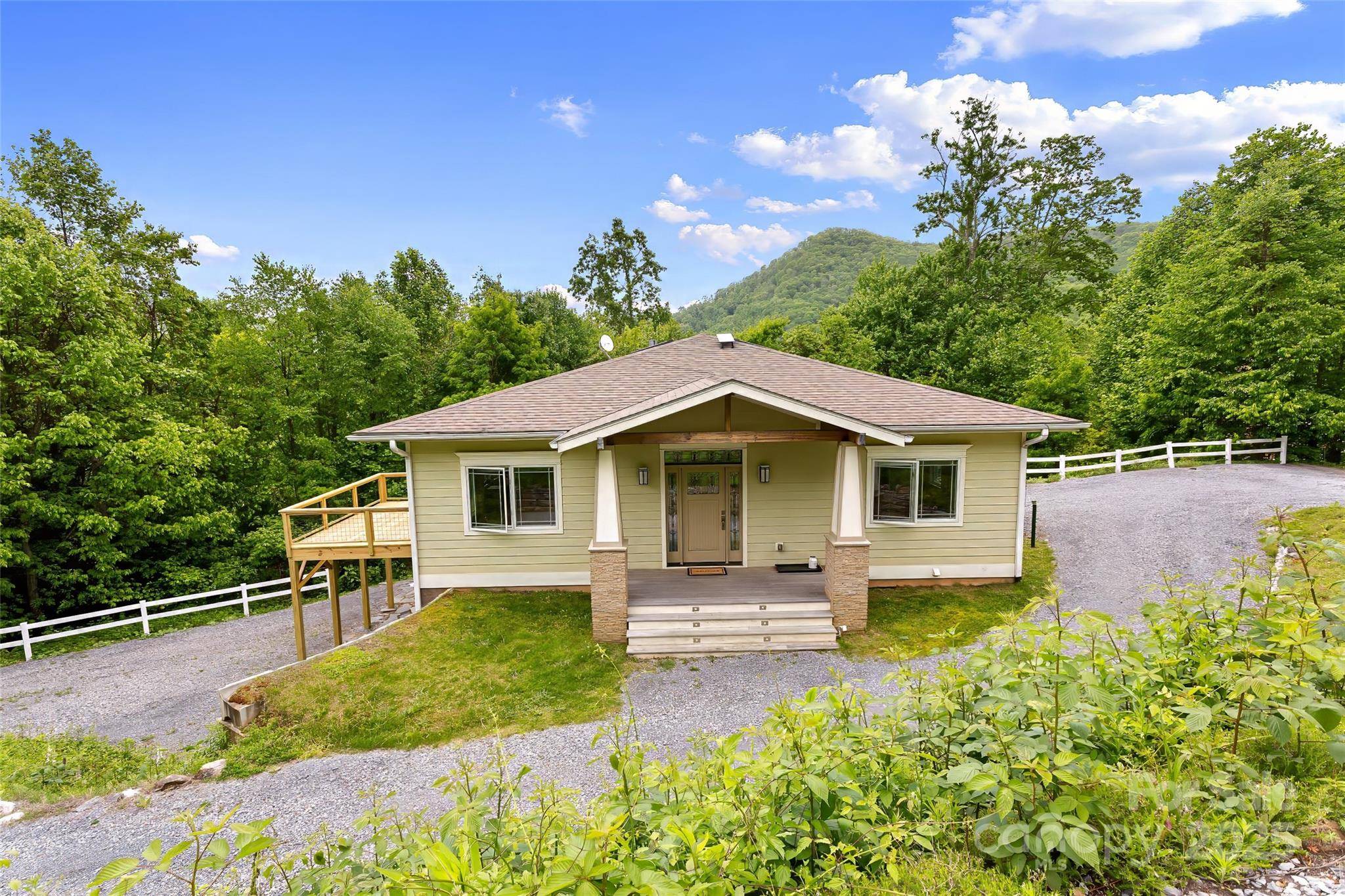 Clyde, NC 28721,9 Gazebo TRL