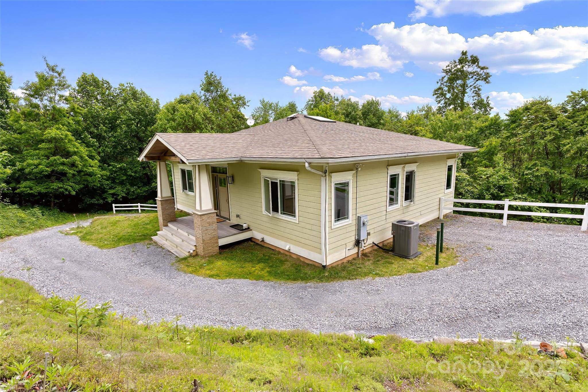 Clyde, NC 28721,9 Gazebo TRL