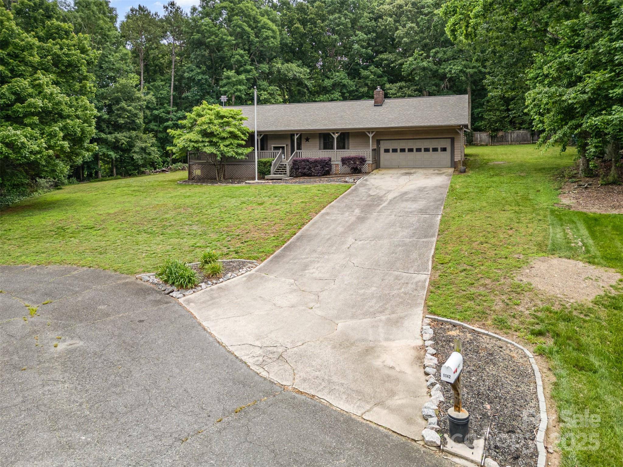 Lincolnton, NC 28092,1142 Foxberry RD