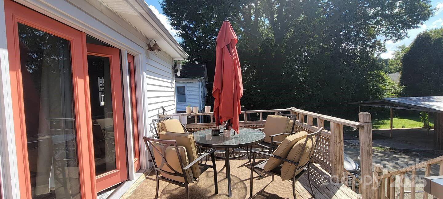 Belmont, NC 28012,105 N Central AVE