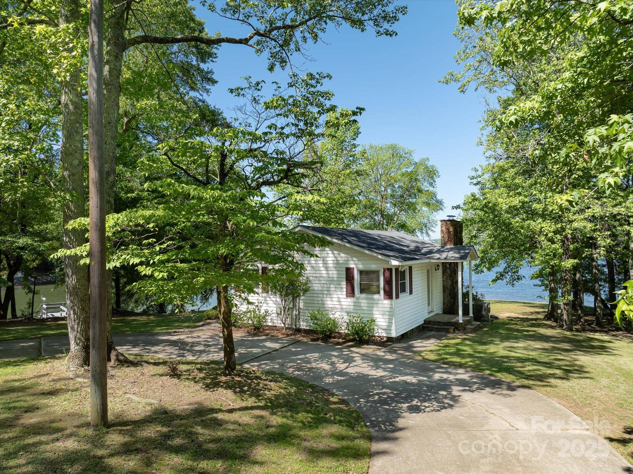 Charlotte, NC 28278,17835 Terryglass LN