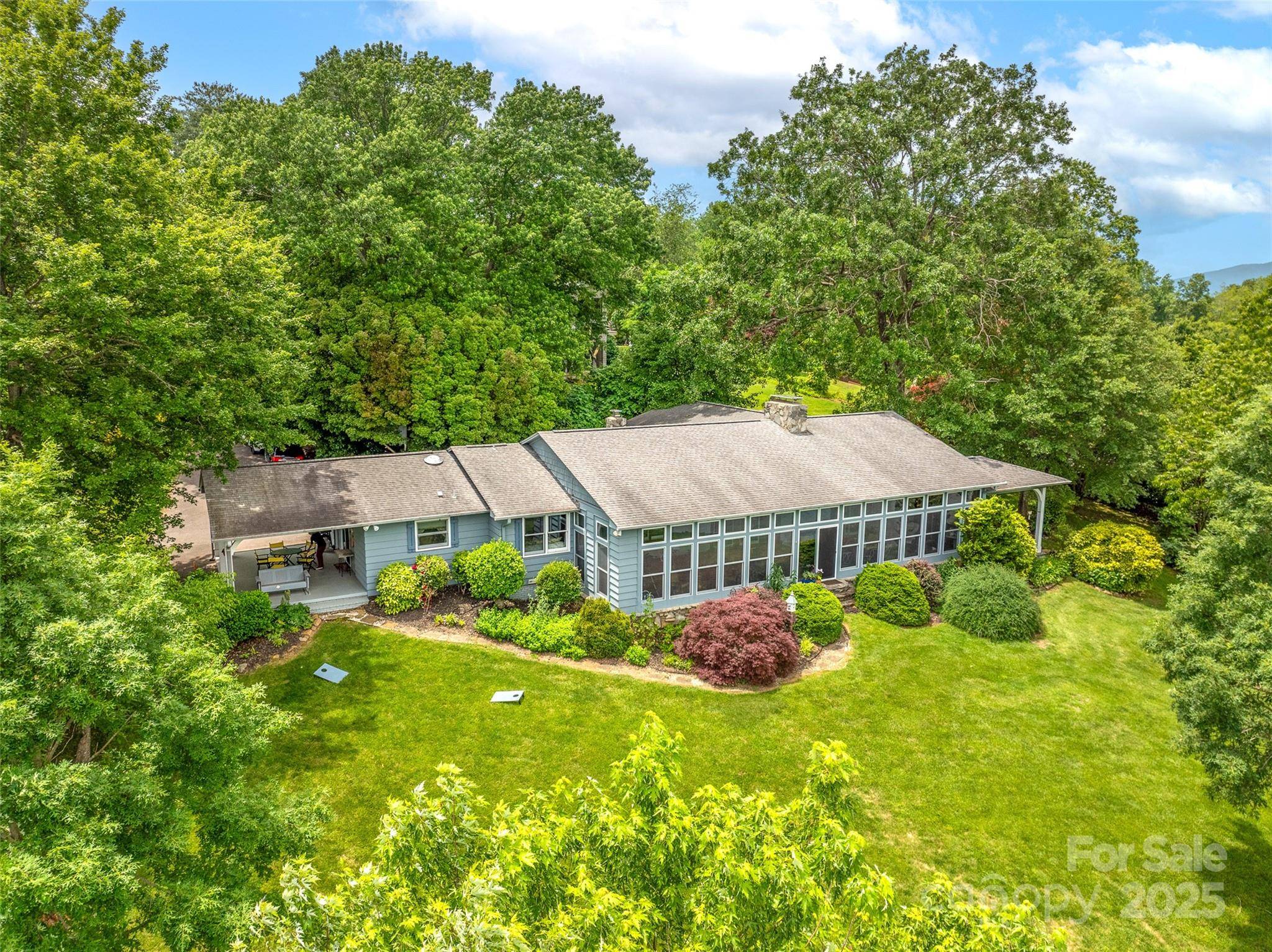 Nebo, NC 28761,6345 N Shore DR