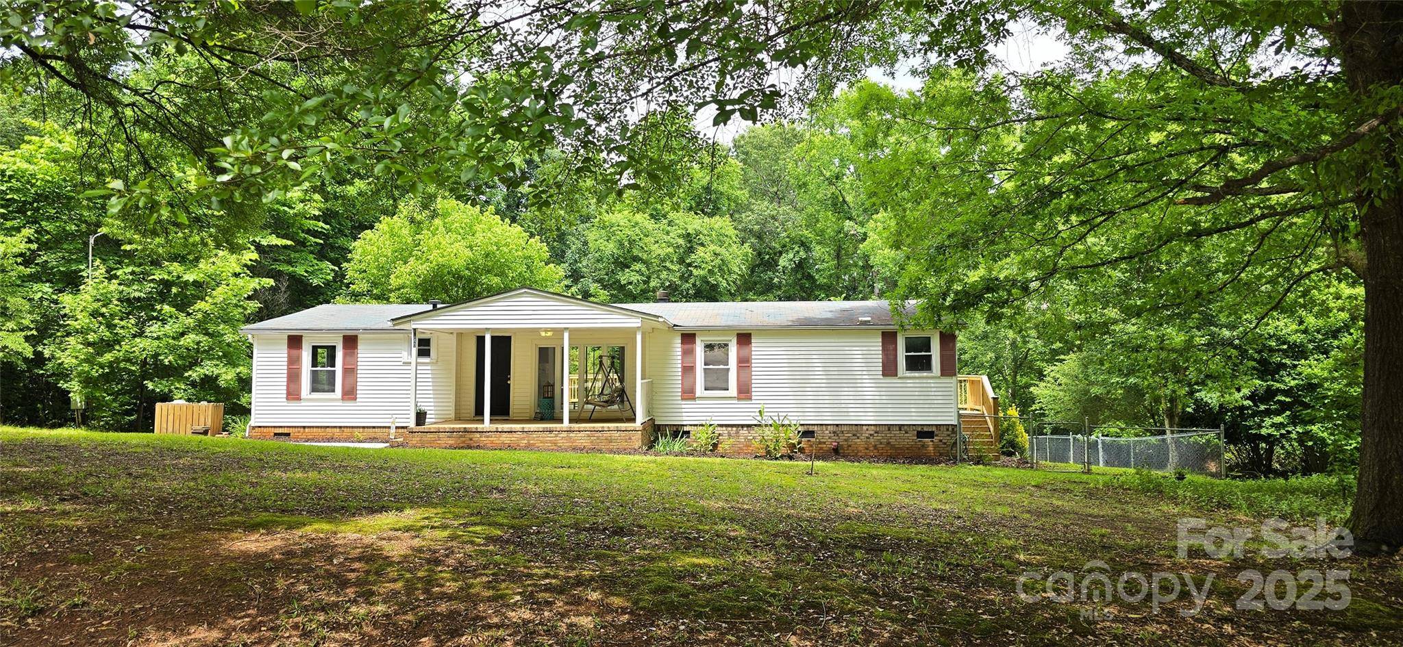 Clover, SC 29710,6140 Barclay LN