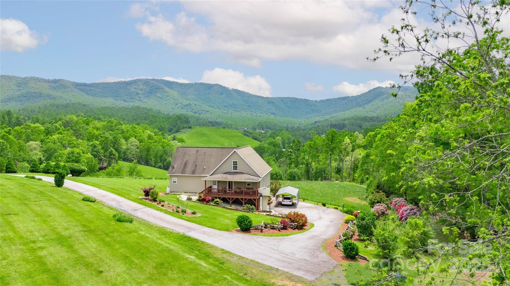 Spruce Pine, NC 28777,3690 Penland RD