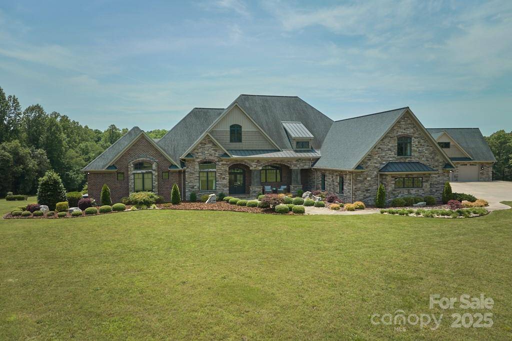 Kings Mountain, NC 28086,109 Oak Forest DR