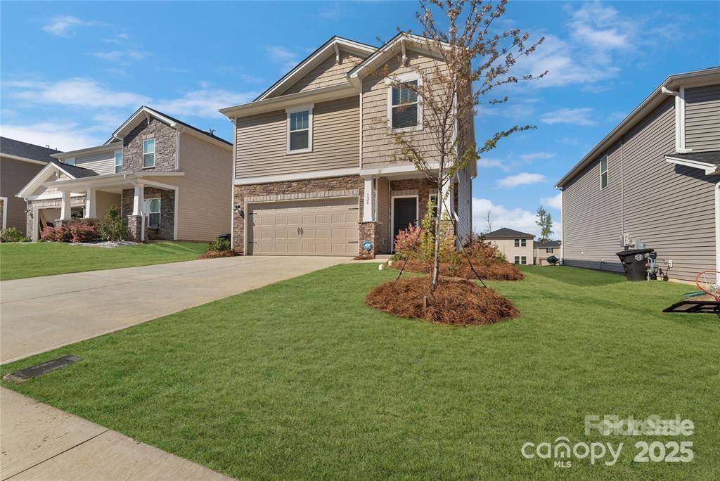 Mooresville, NC 28115,126 Johns Cardinal DR