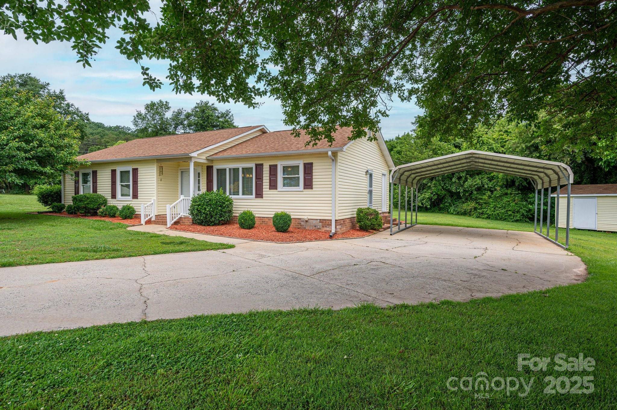 Gastonia, NC 28056,3537 Heather LN