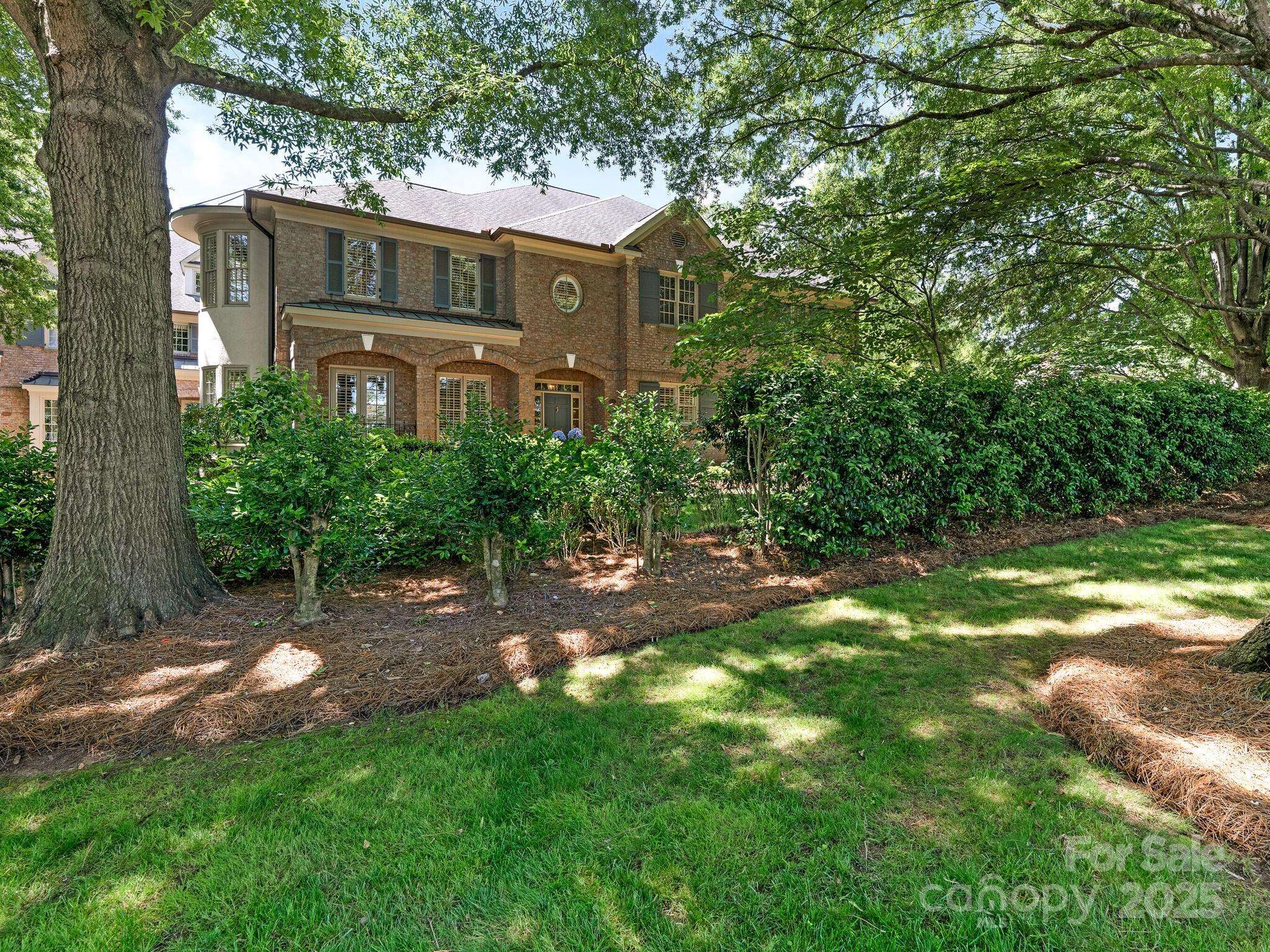 Charlotte, NC 28209,4026 Barclay Downs DR