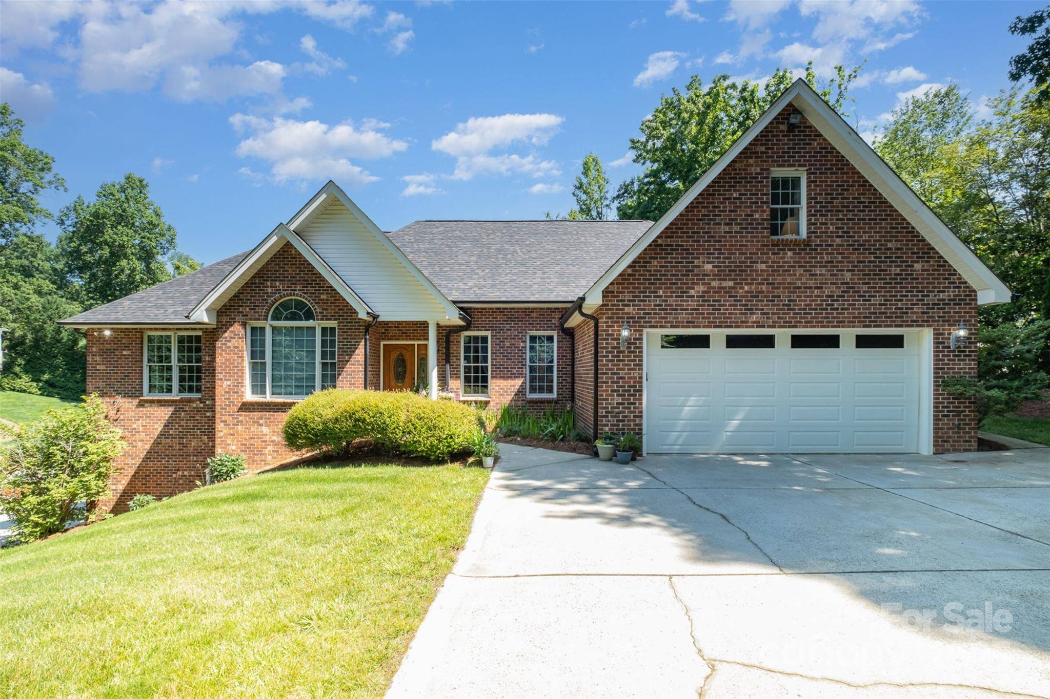 Denver, NC 28037,7545 Rabbit CIR