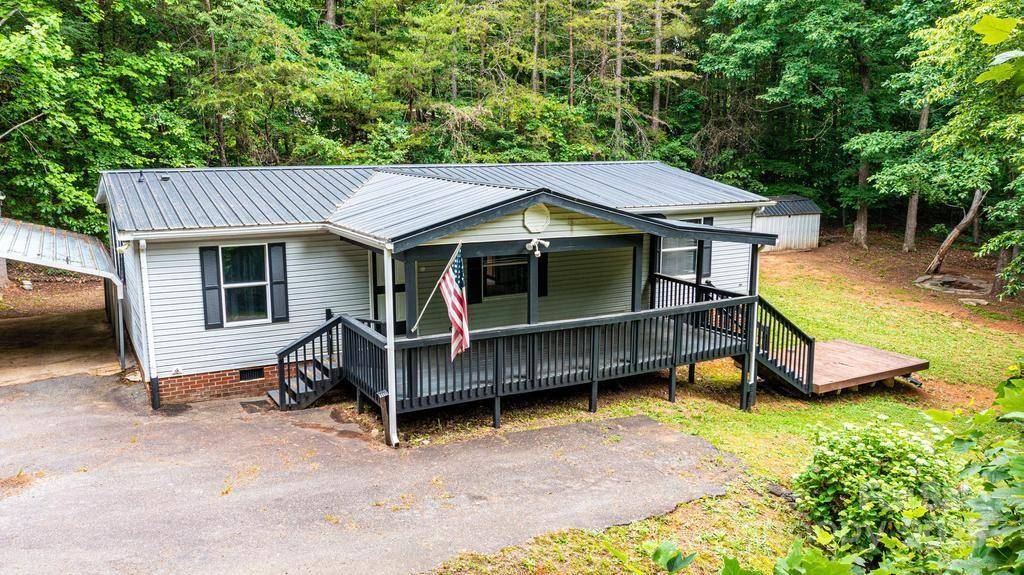 Taylorsville, NC 28681,51 Emily LN