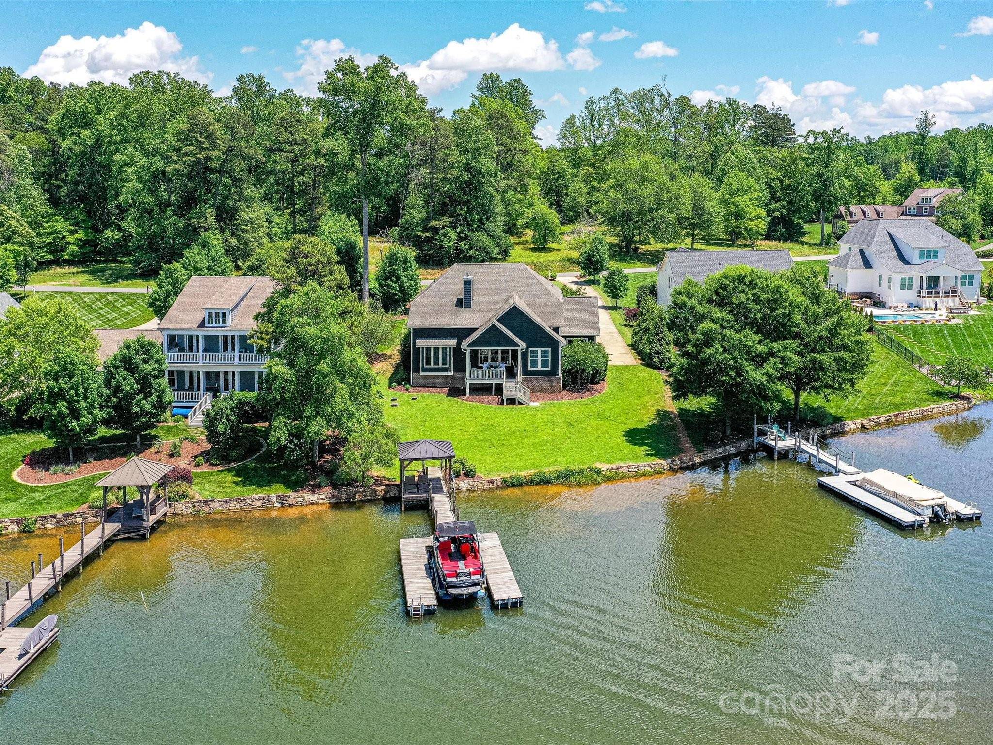Mooresville, NC 28117,164 Twin Sisters LN