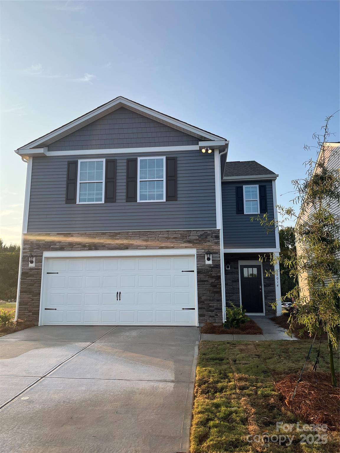 Charlotte, NC 28278,14014 Wilson Mac LN