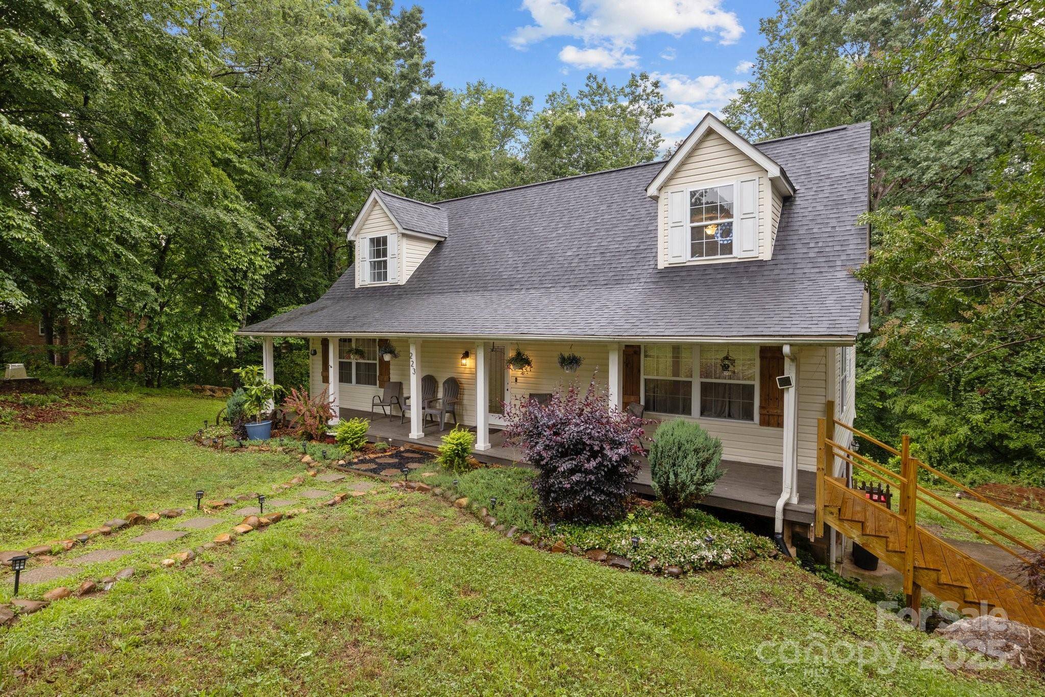 Lincolnton, NC 28092,223 Tennessee TRL