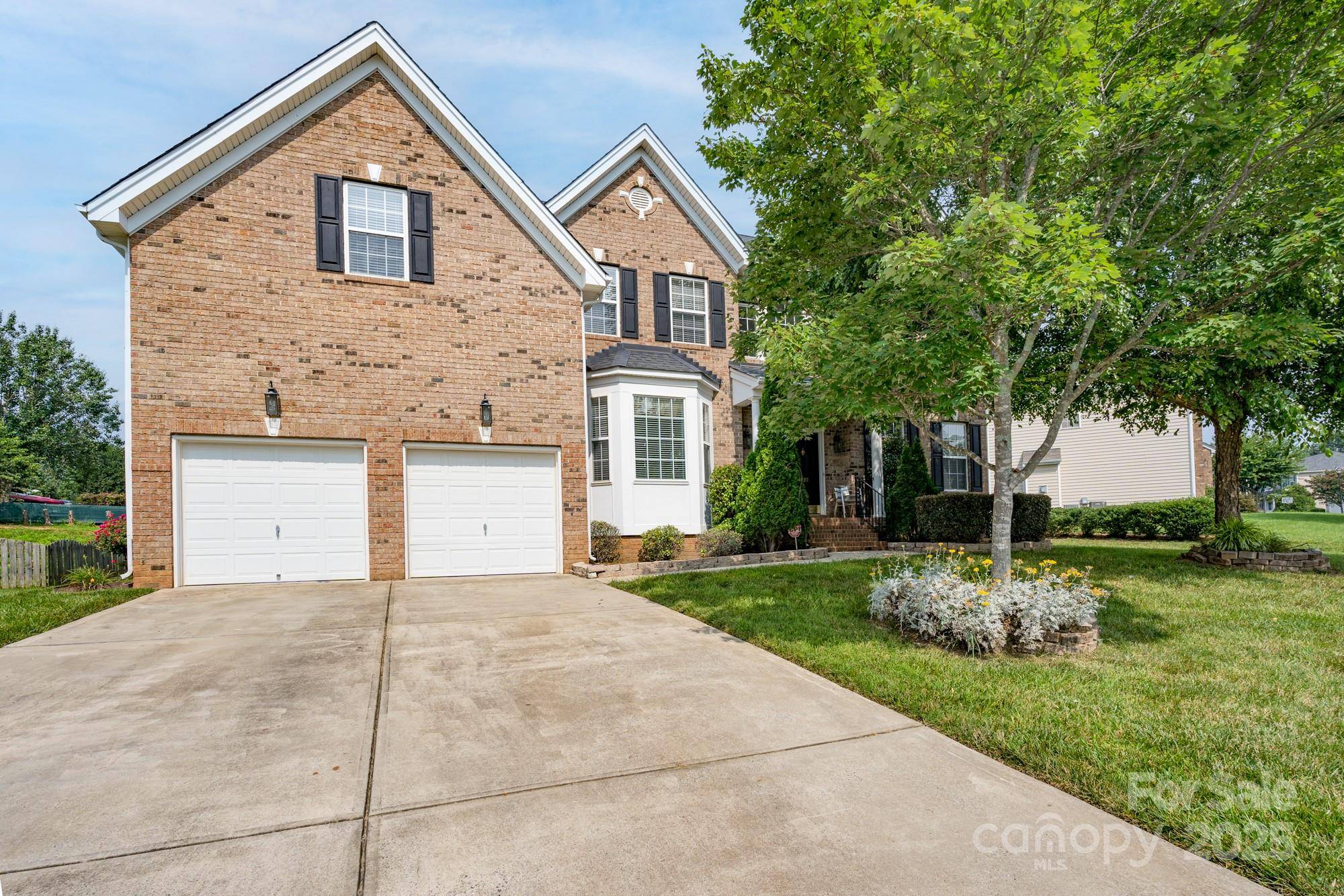 Fort Mill, SC 29708,4392 Sunset Rose DR