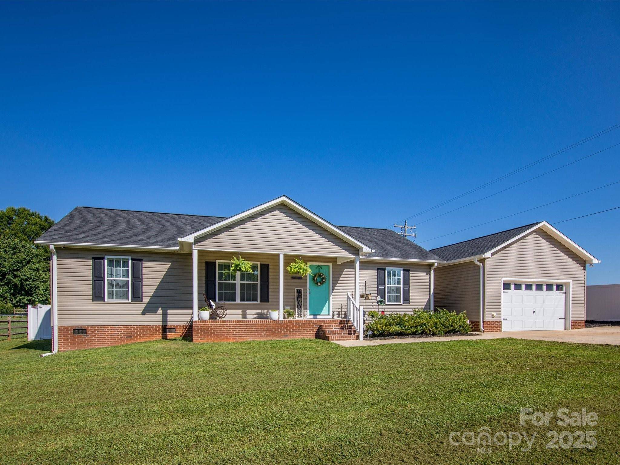 Woodleaf, NC 27054,110 Lochshire LN