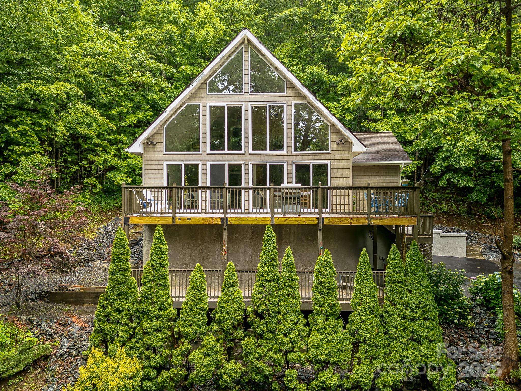 Flat Rock, NC 28731,350 Mckissick RD