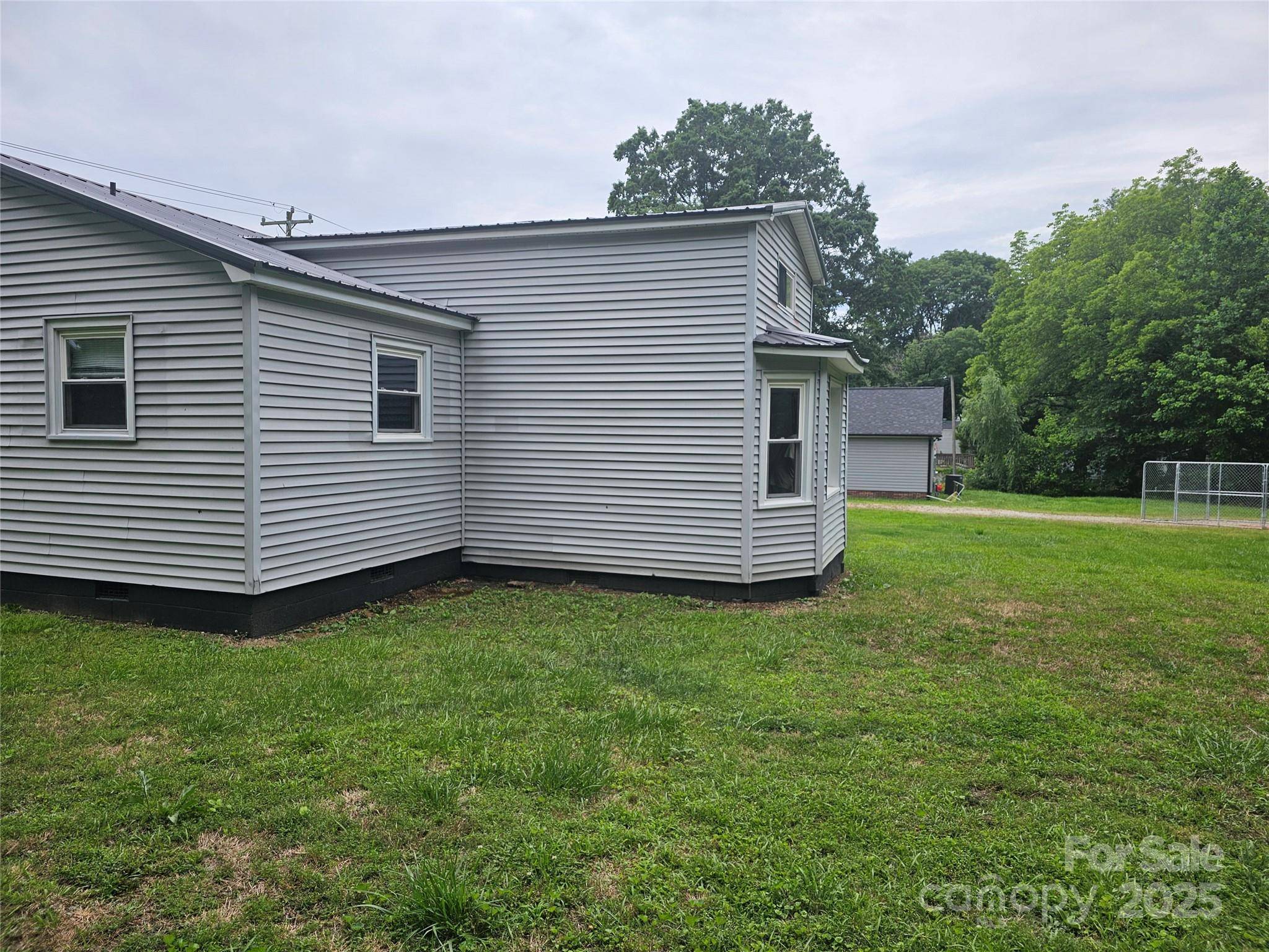 China Grove, NC 28023,905 Klondale ST