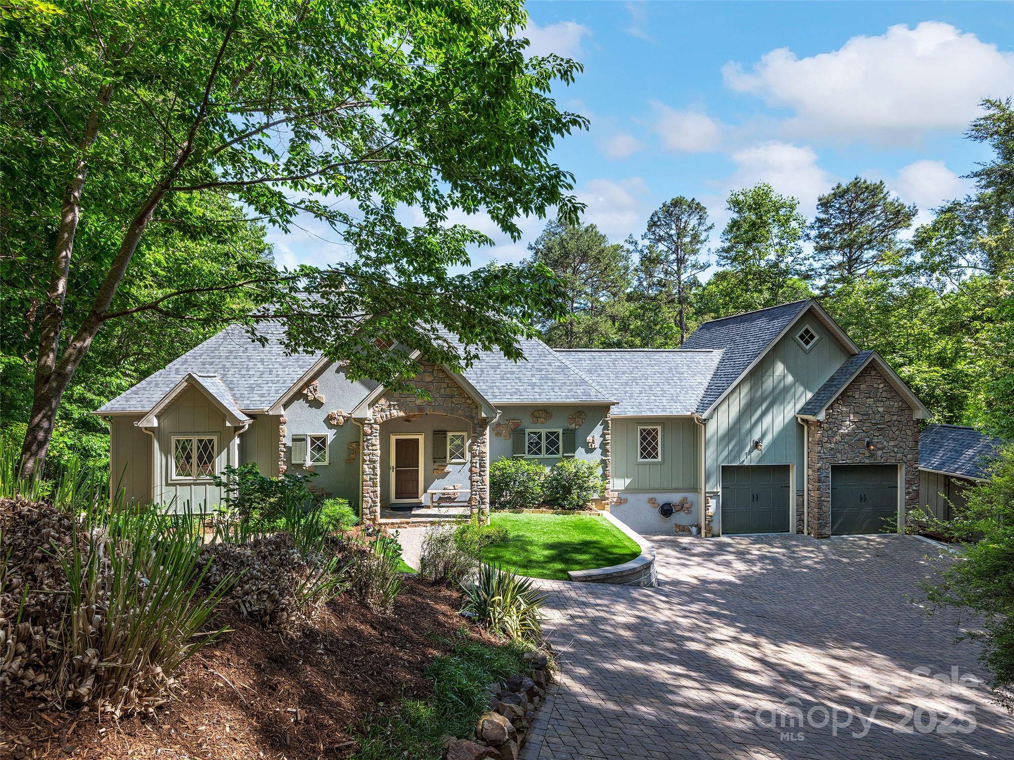 Mill Spring, NC 28756,92 Island View CT